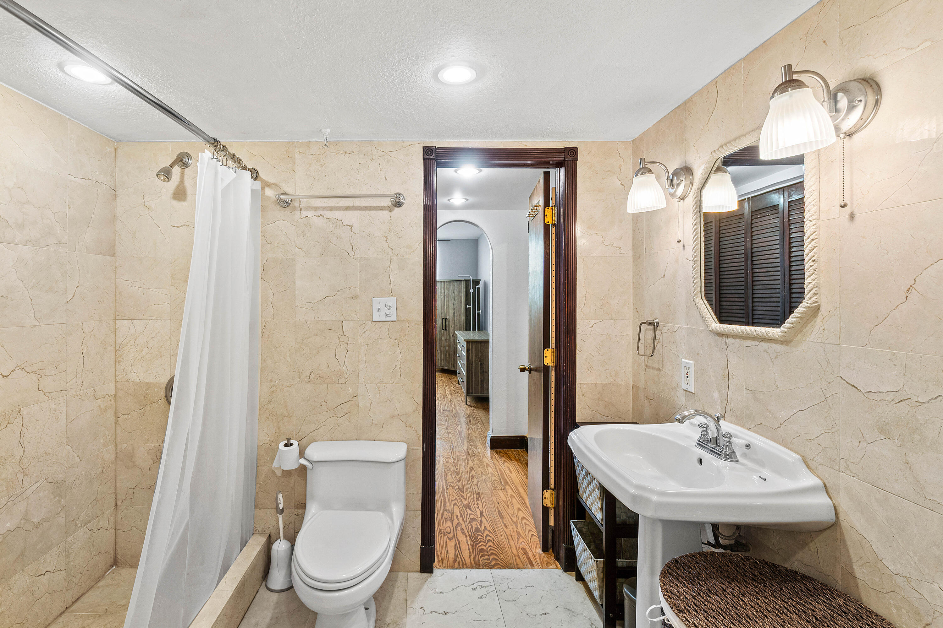 2400 Deer Creek Country Club Boulevard 608-1