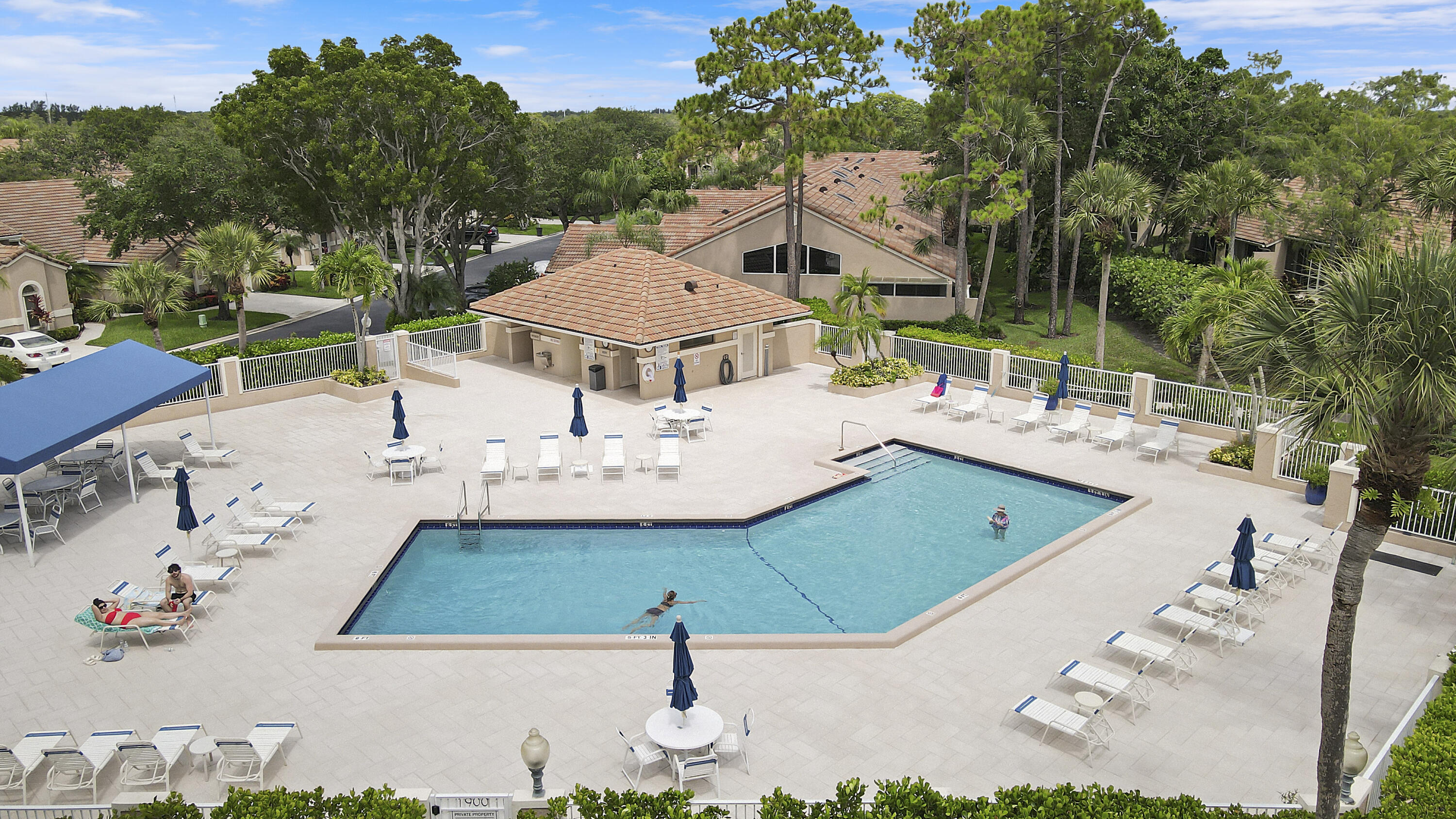 1107 Duncan Circle 102