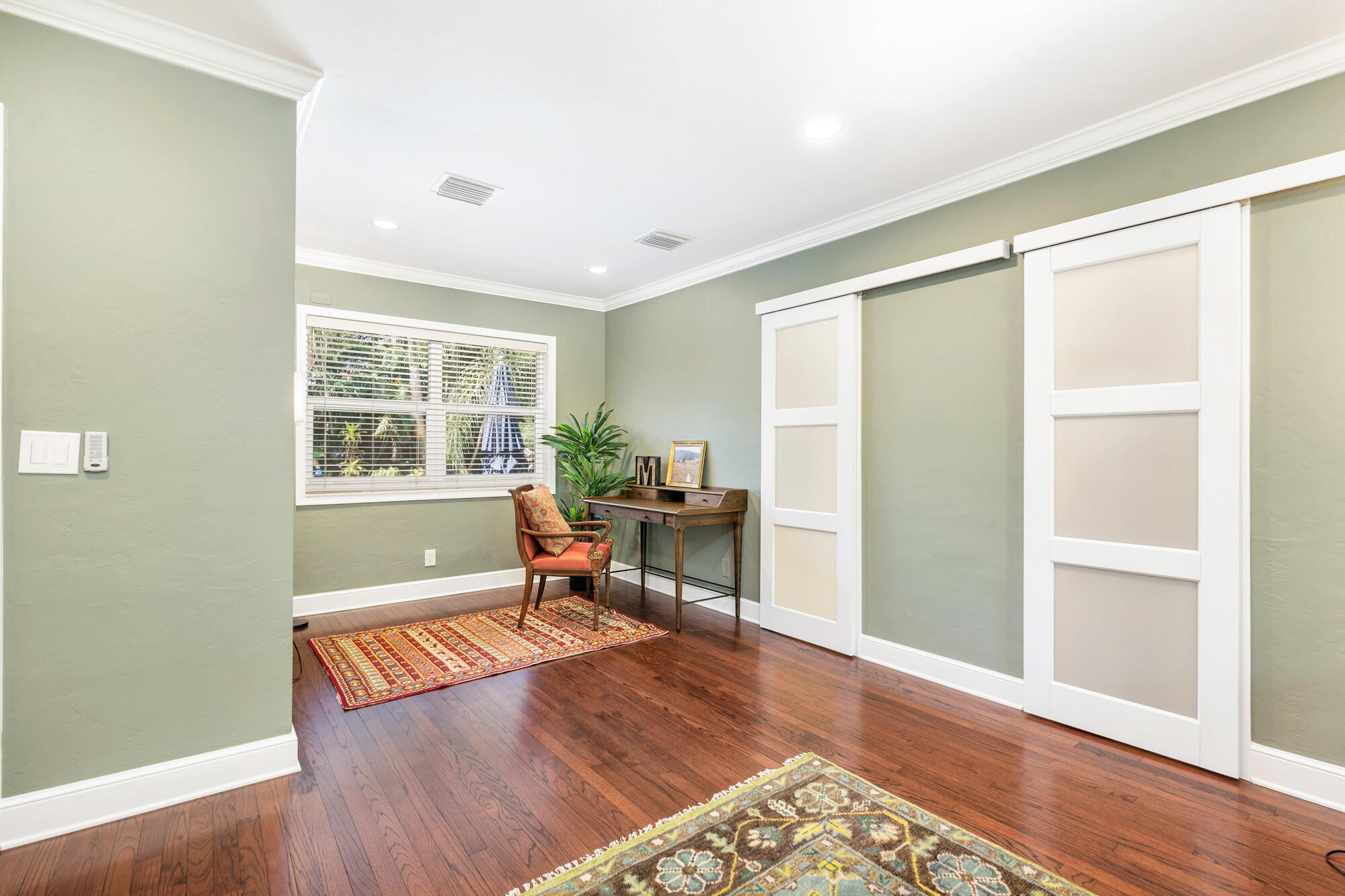 844 Avon Road