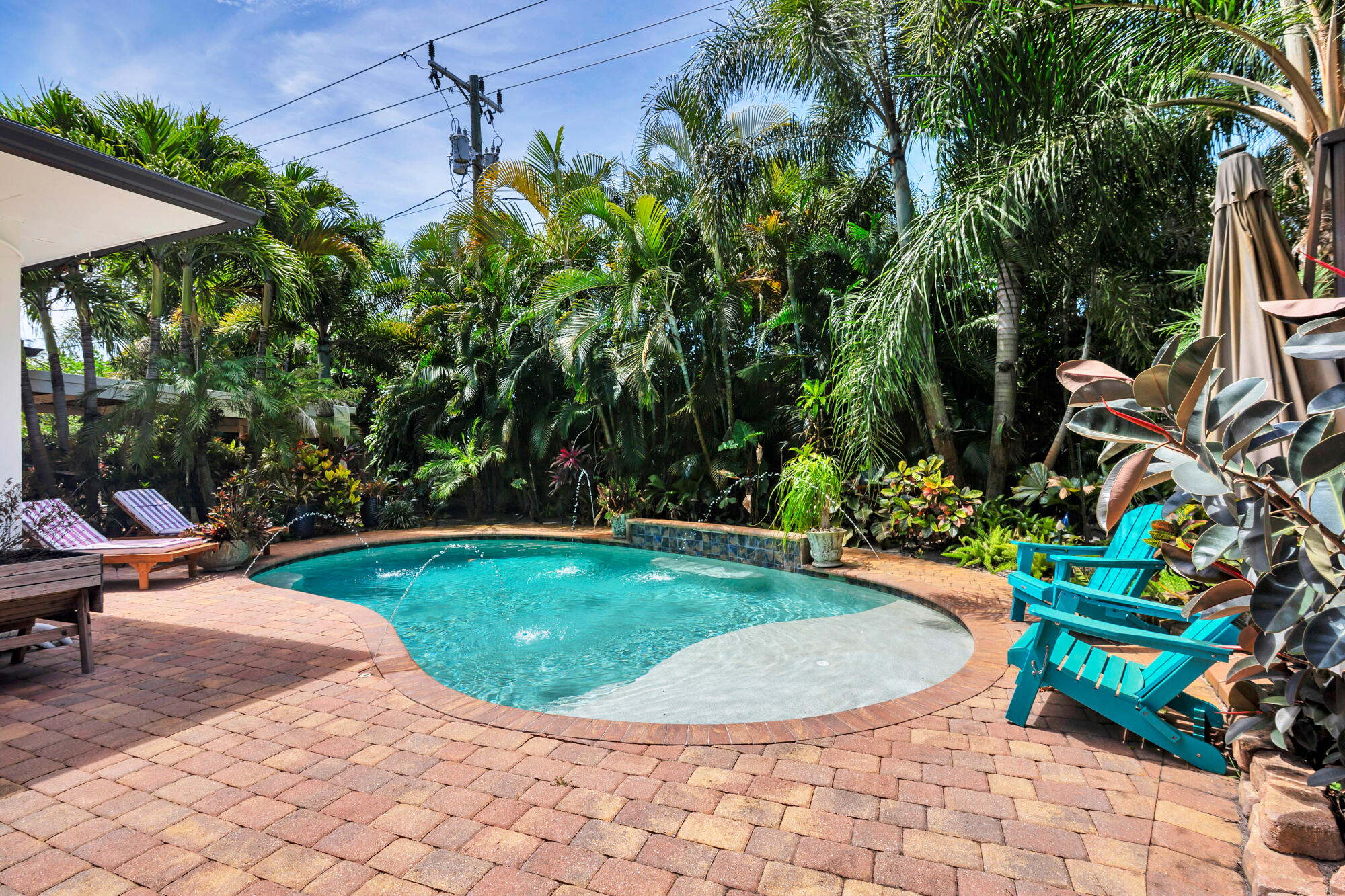 844 Avon Road