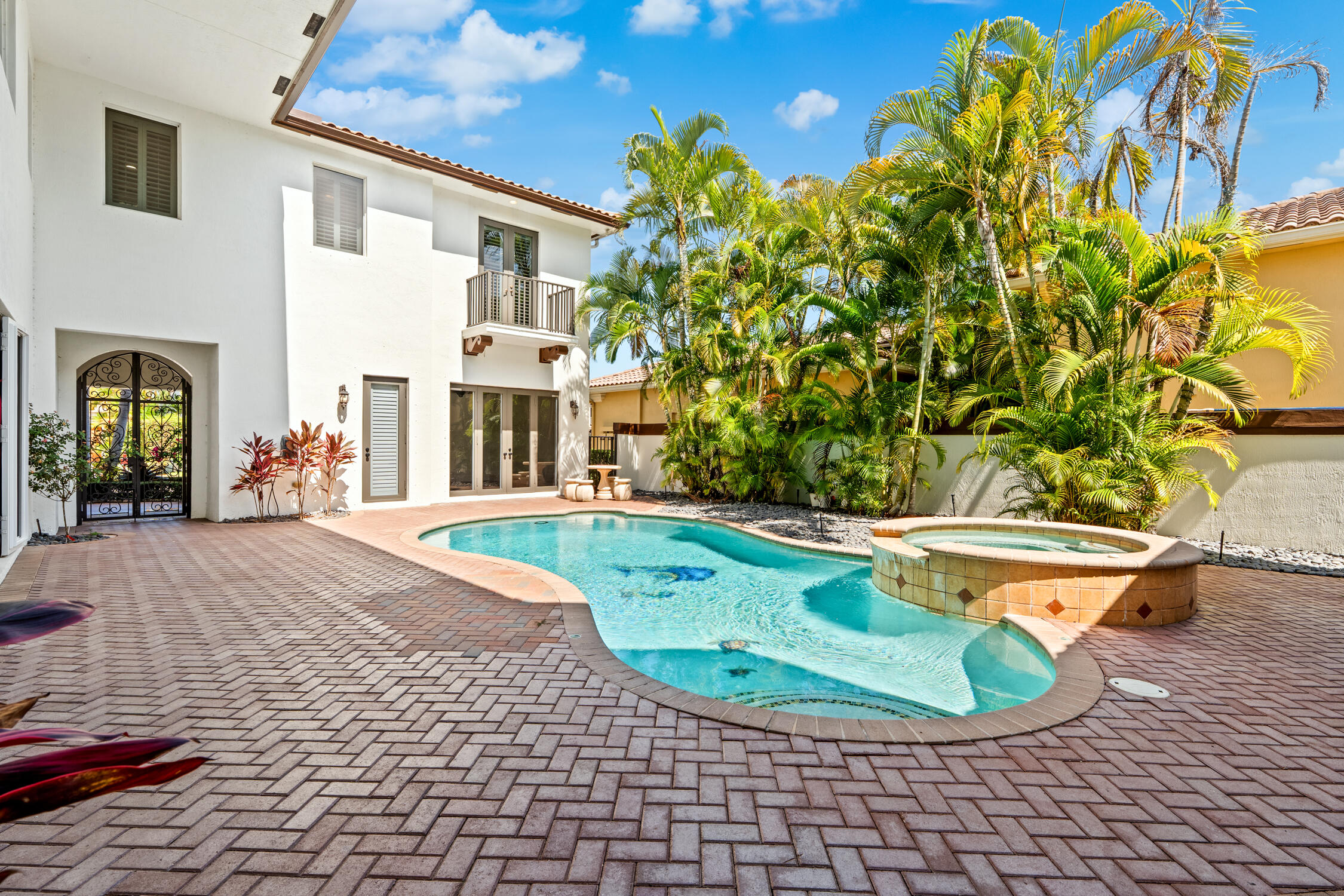 17550 Circle Pond Court