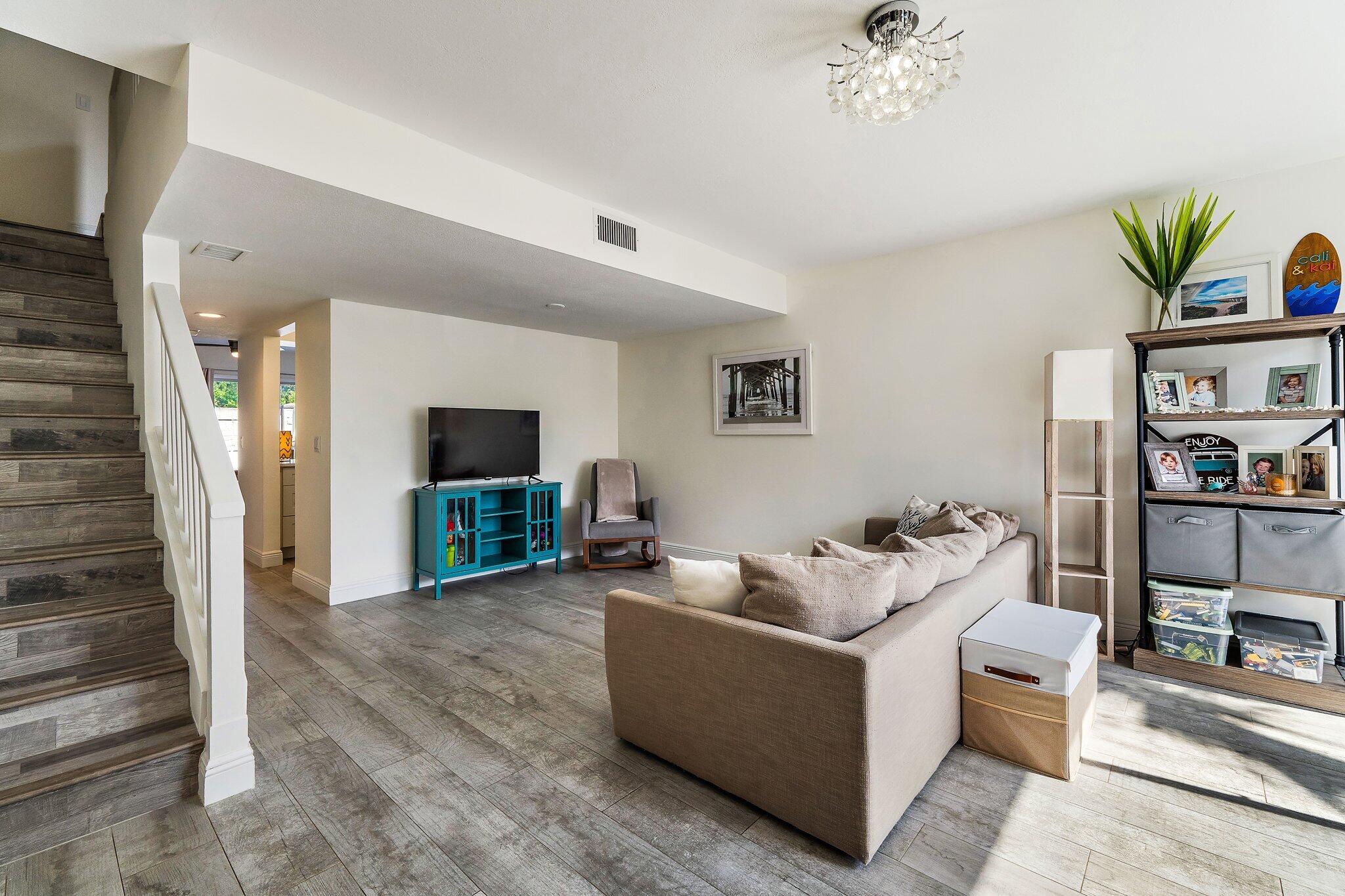 6343 Riverwalk Lane 3