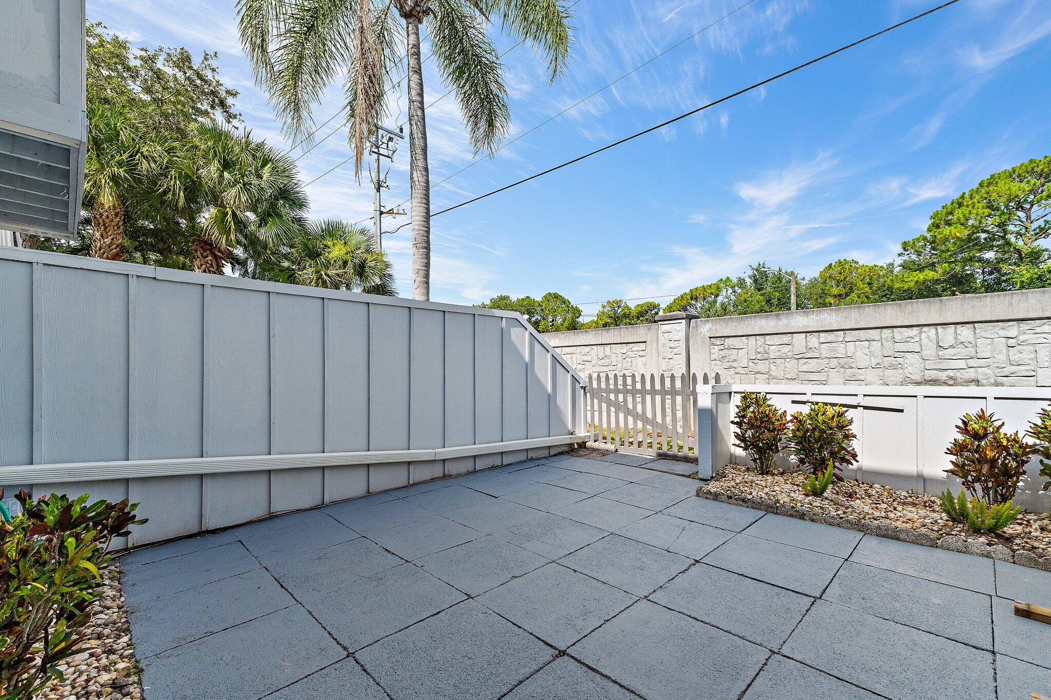 6343 Riverwalk Lane 3