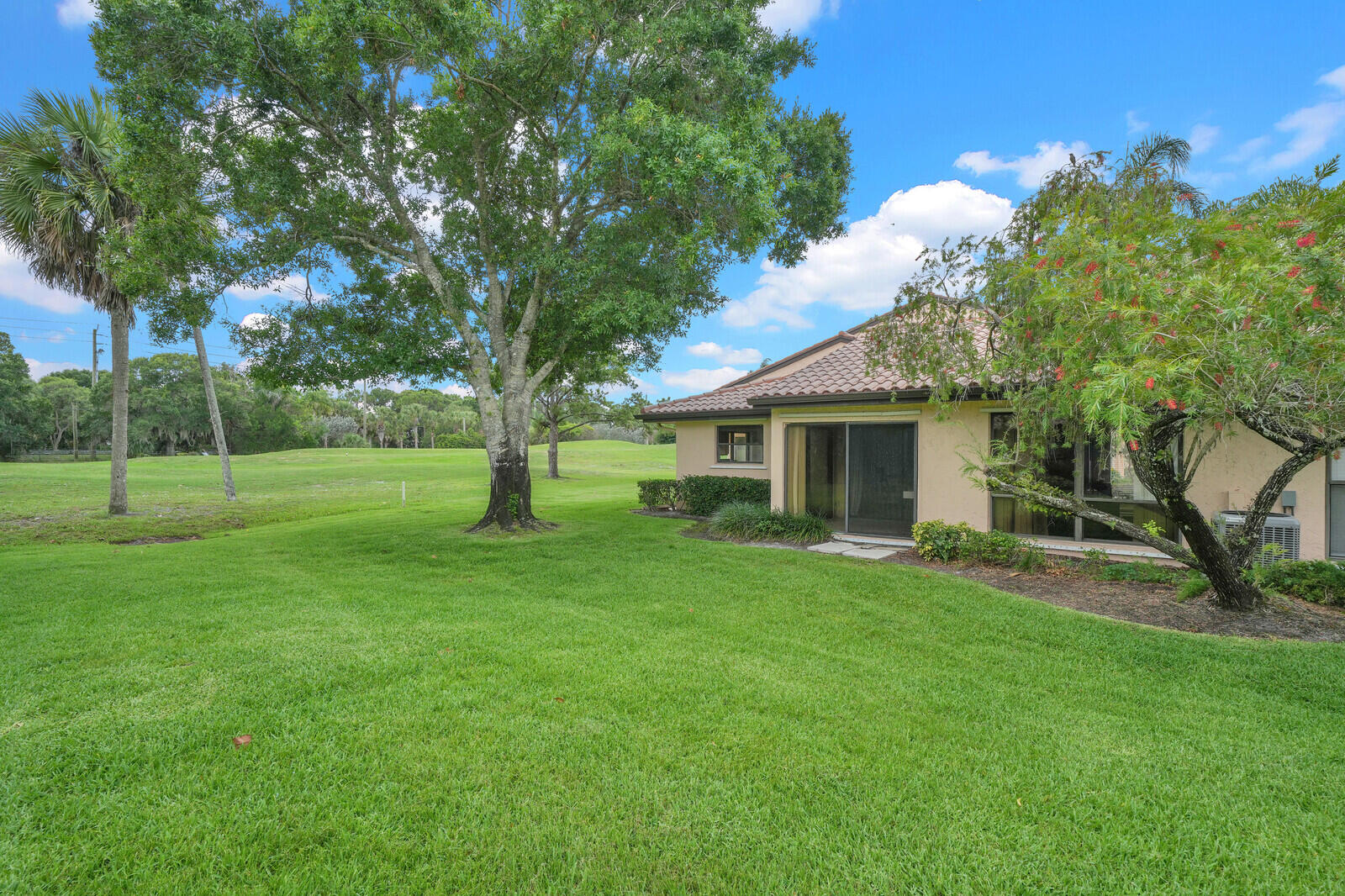 3704 SW Quail Meadow Trail