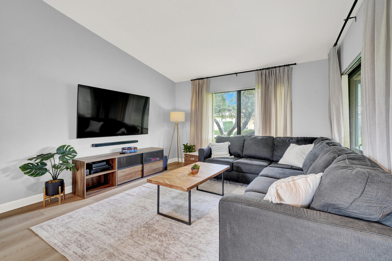 3704 SW Quail Meadow Trail