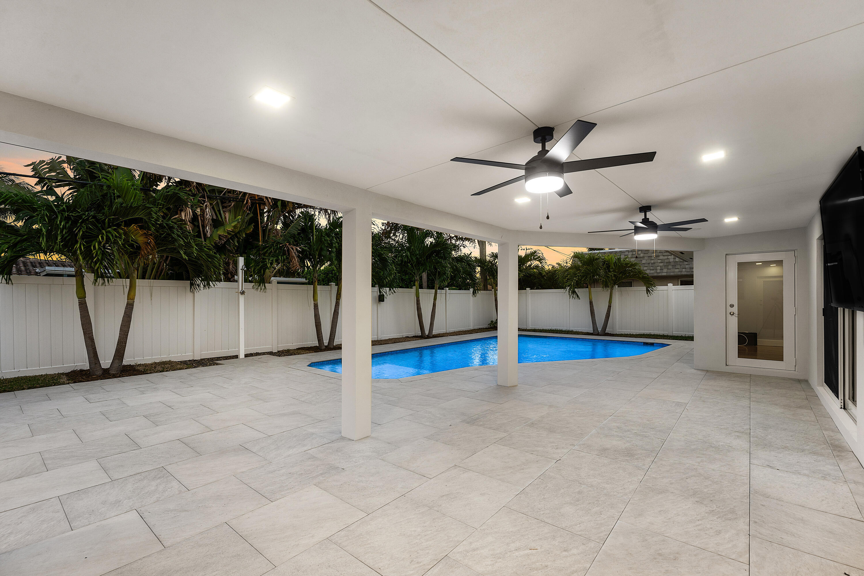 2846 NE 35th Court