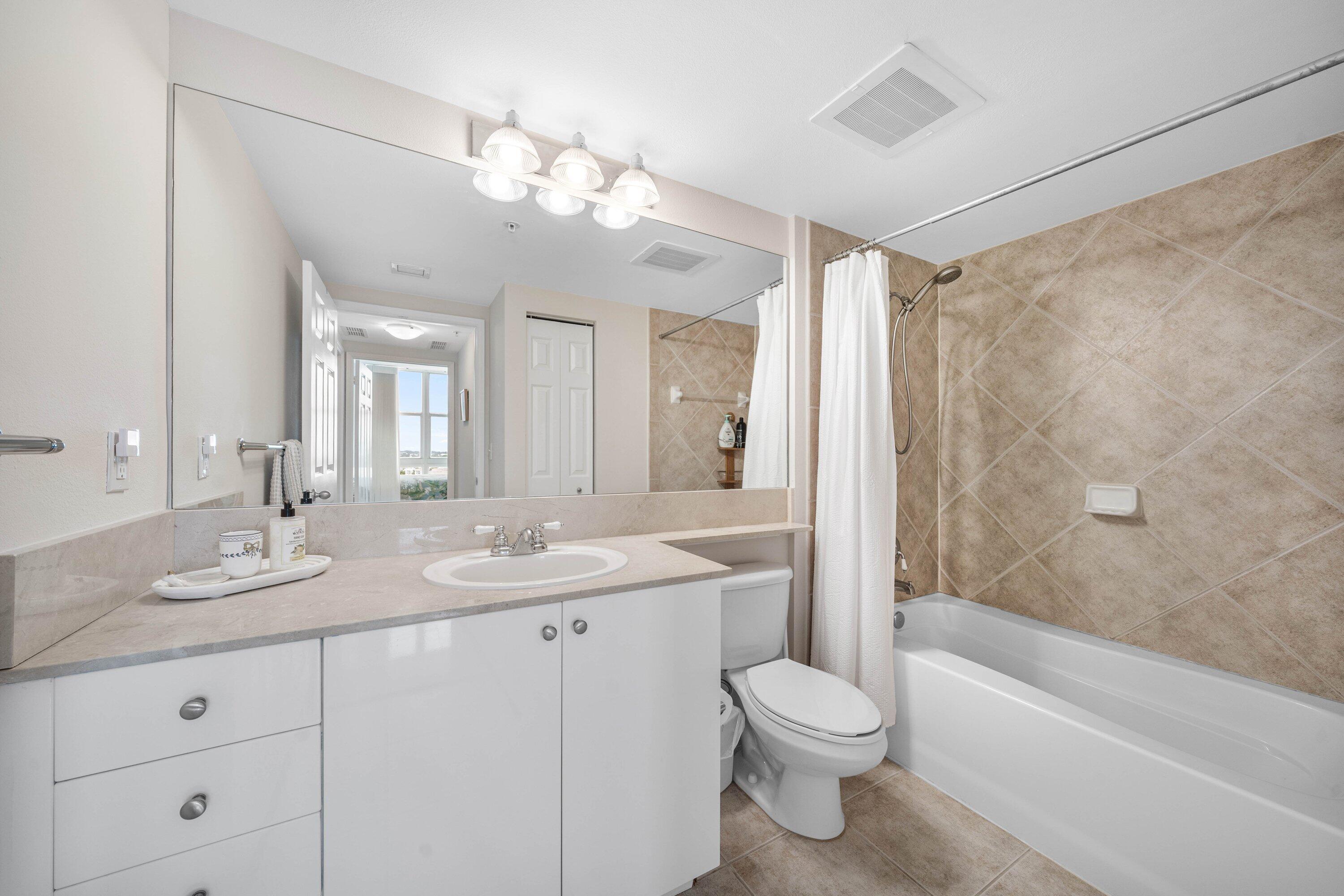 625 Casa Loma Boulevard 1408