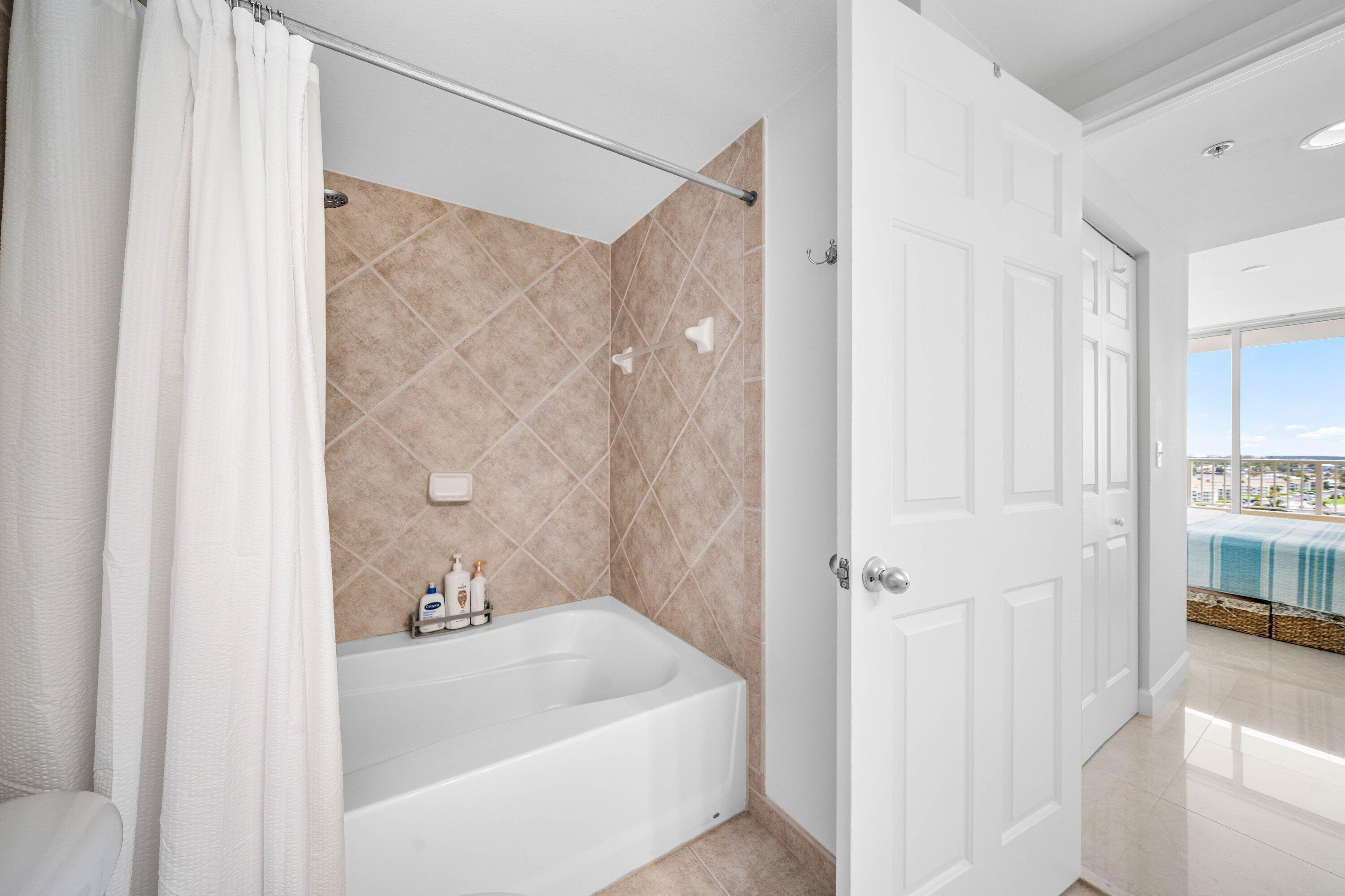 625 Casa Loma Boulevard 1408