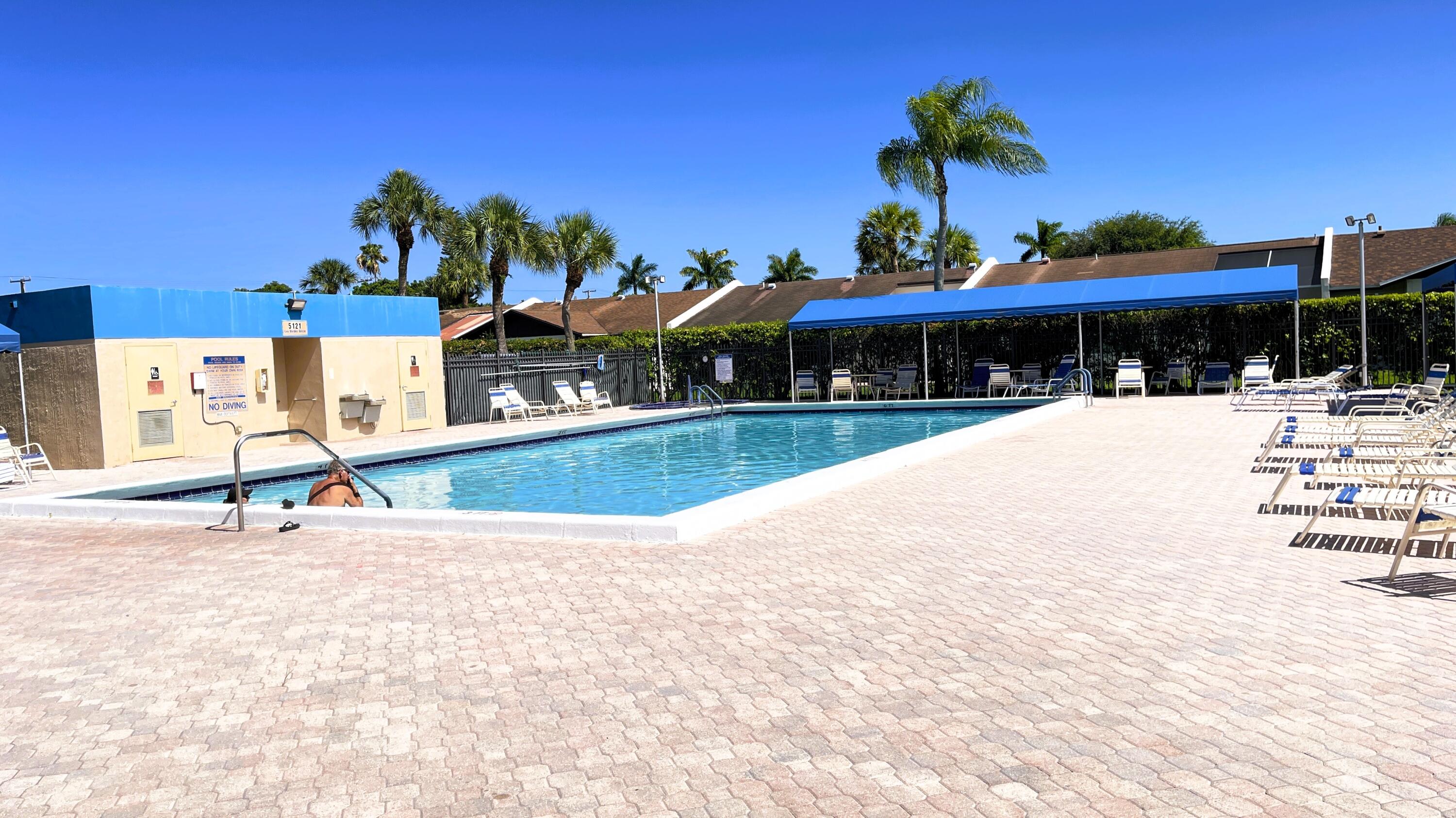 15640 Bottlebrush Circle