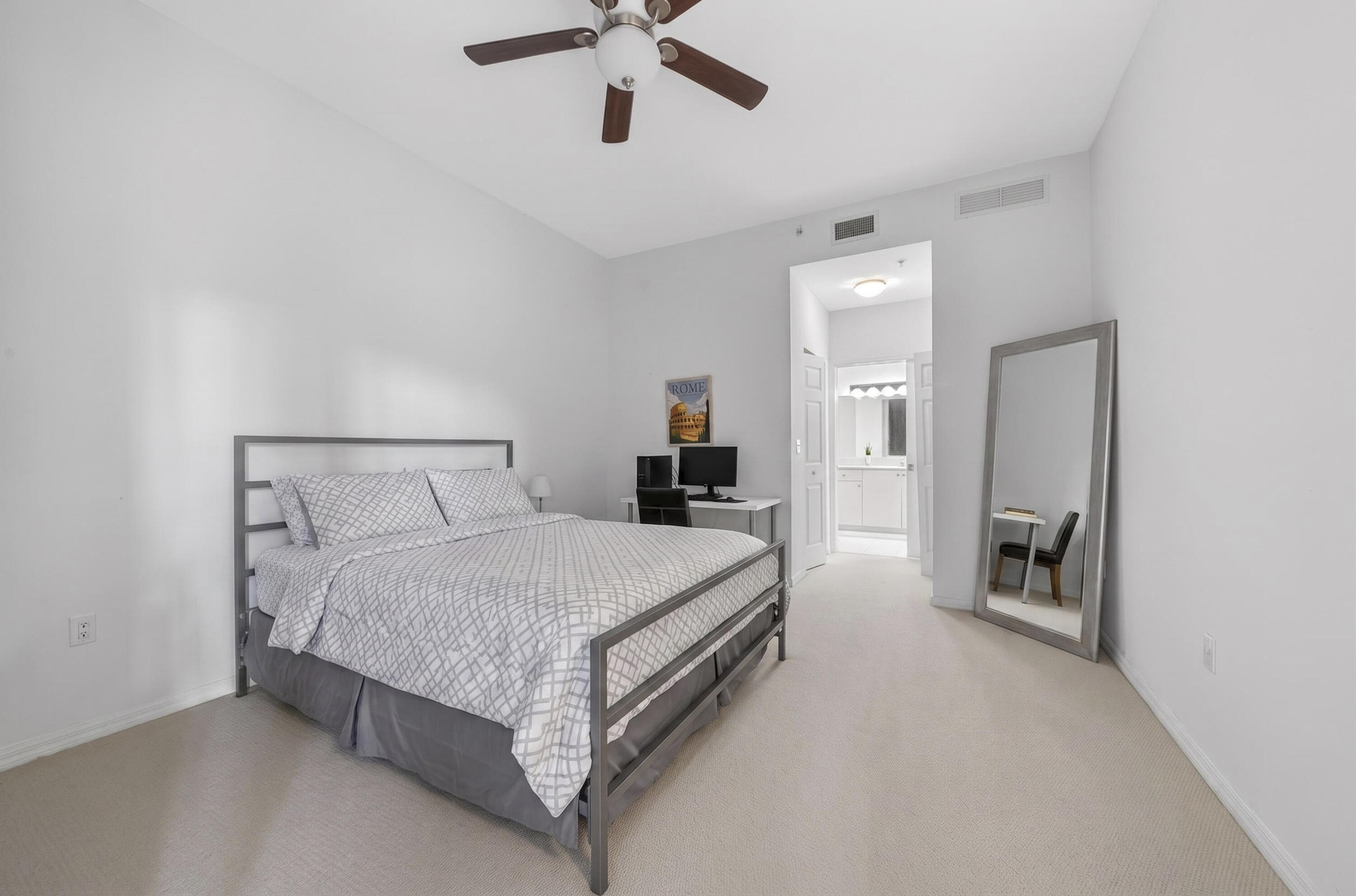 804 E Windward Way 111