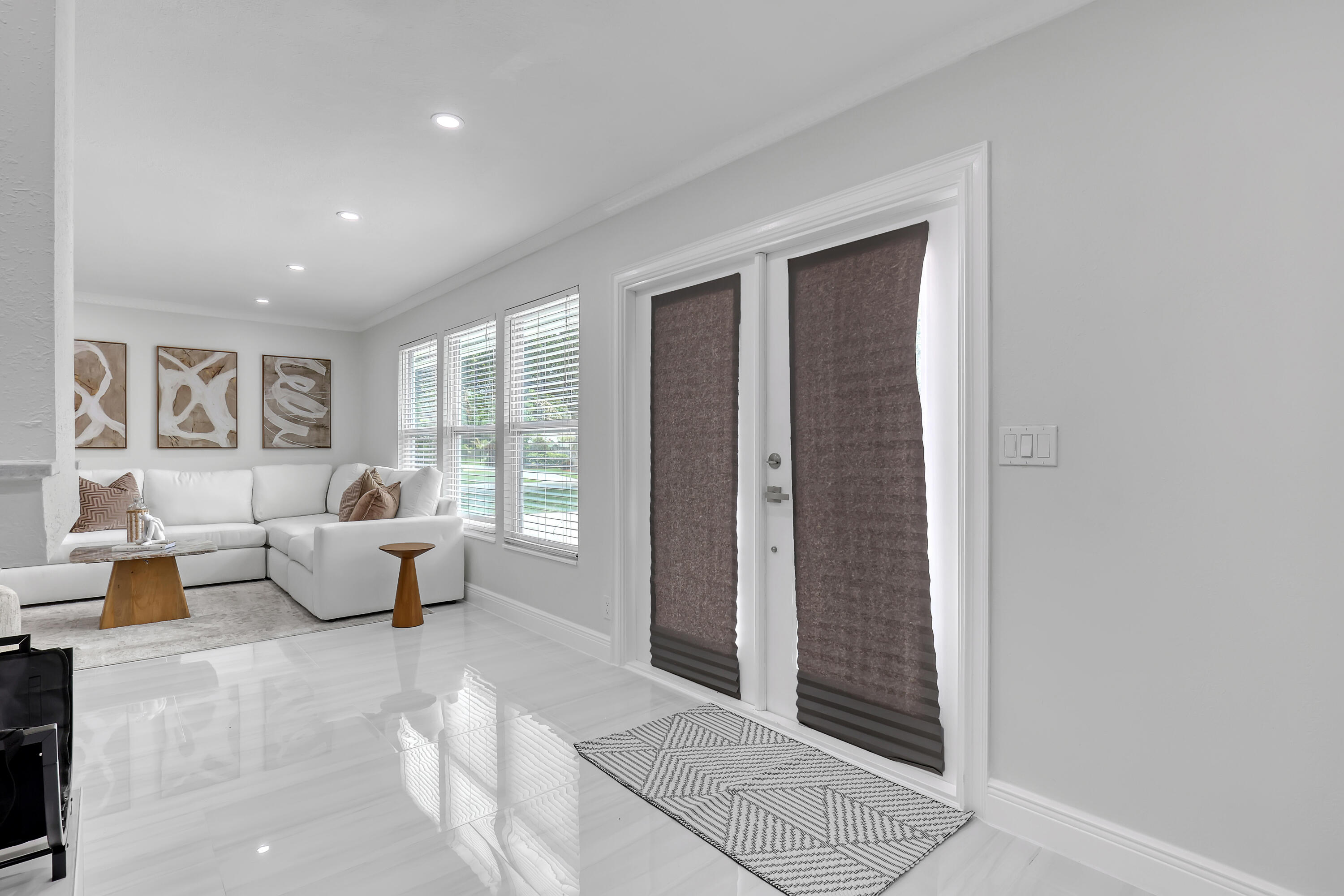 6185 White Oak Court