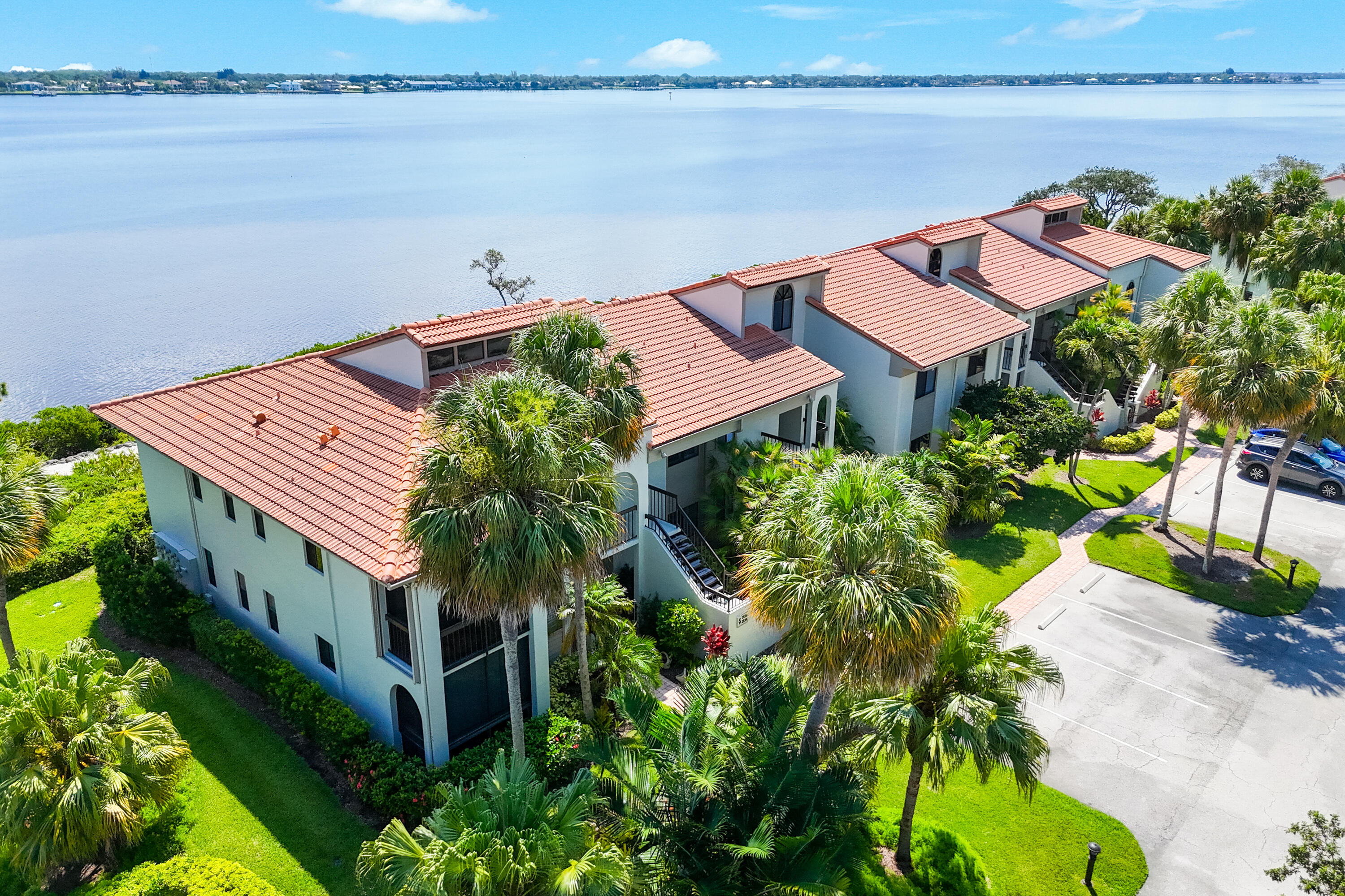 2536 NW Seagrass Drive 2a