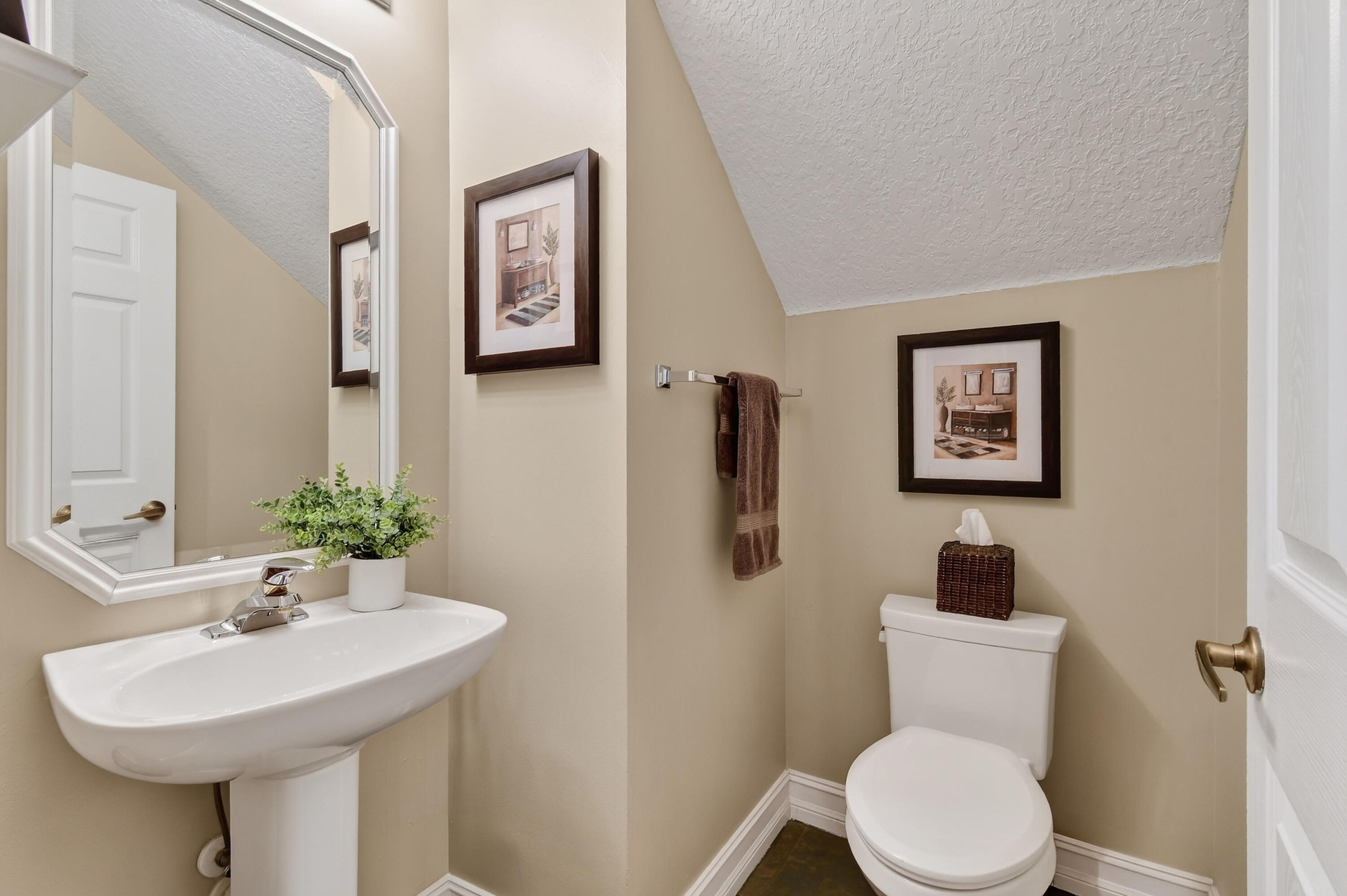 276 Swan Lane