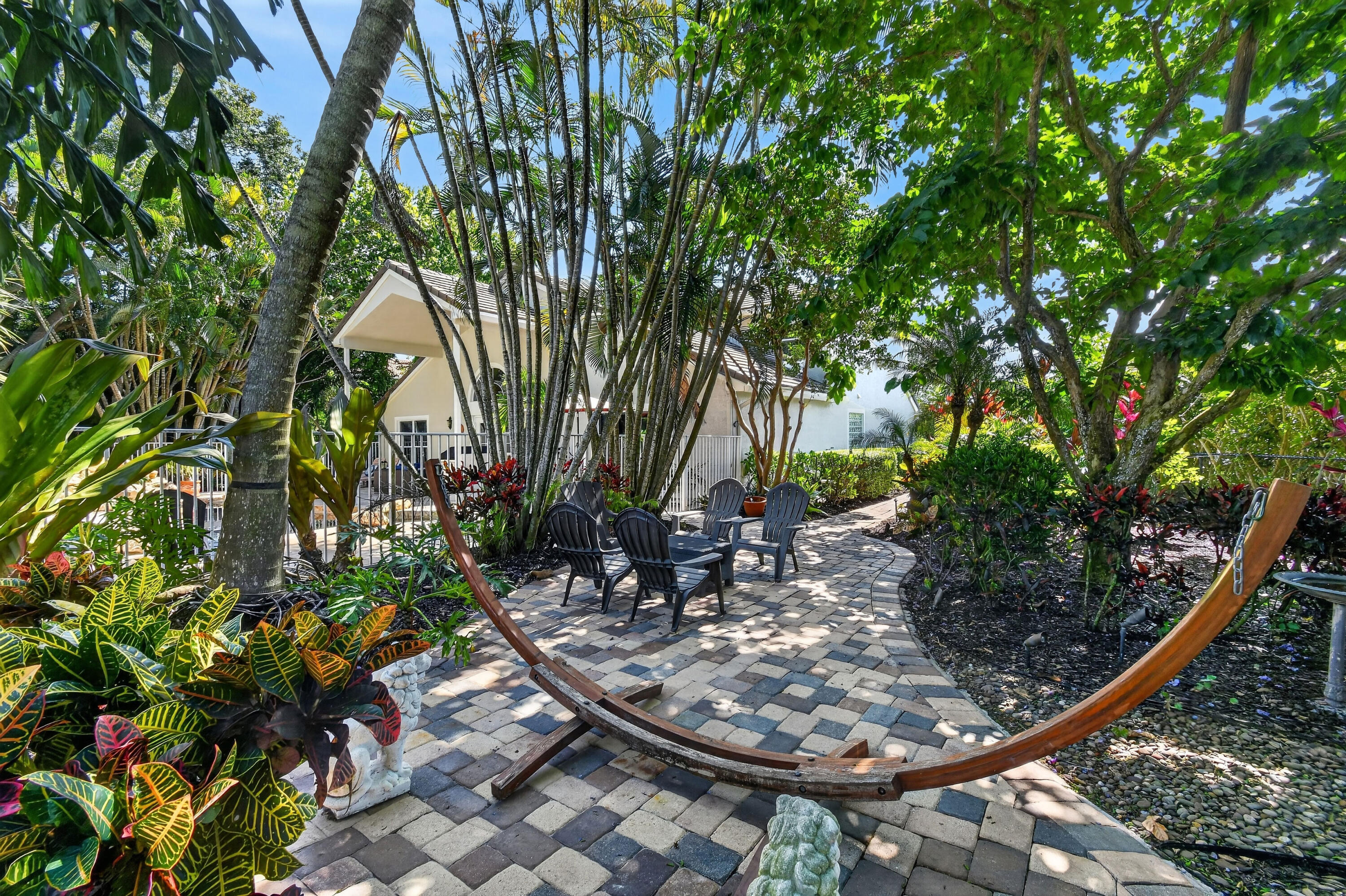 276 Swan Lane