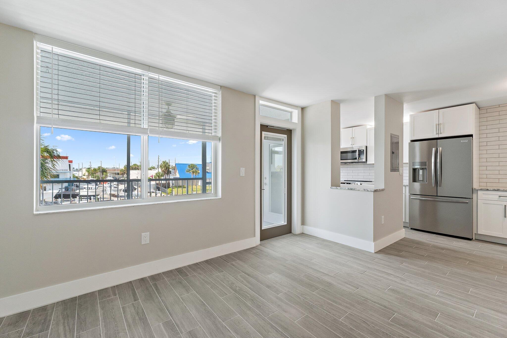 108 Paradise Harbour Boulevard 314