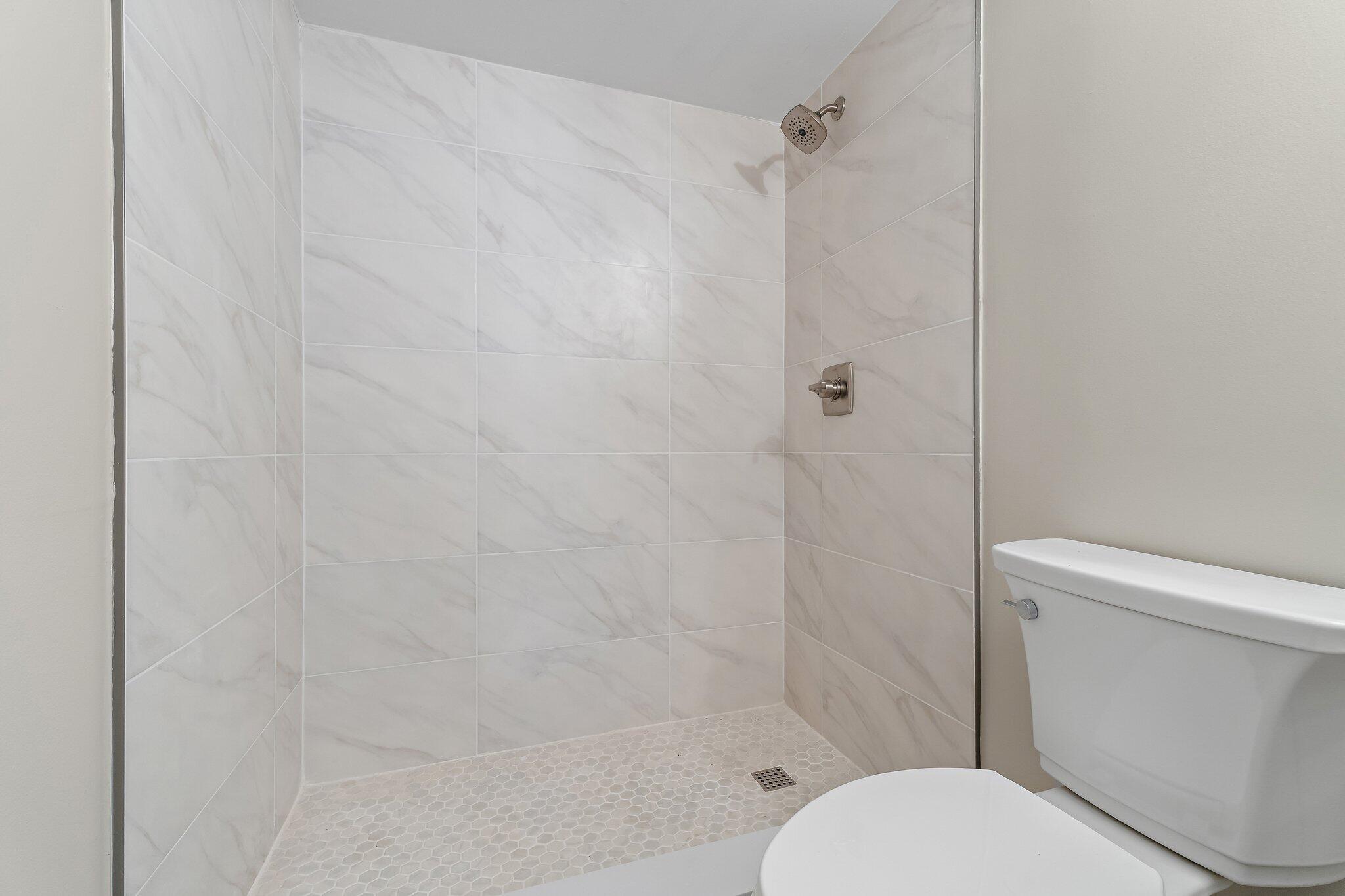 108 Paradise Harbour Boulevard 314