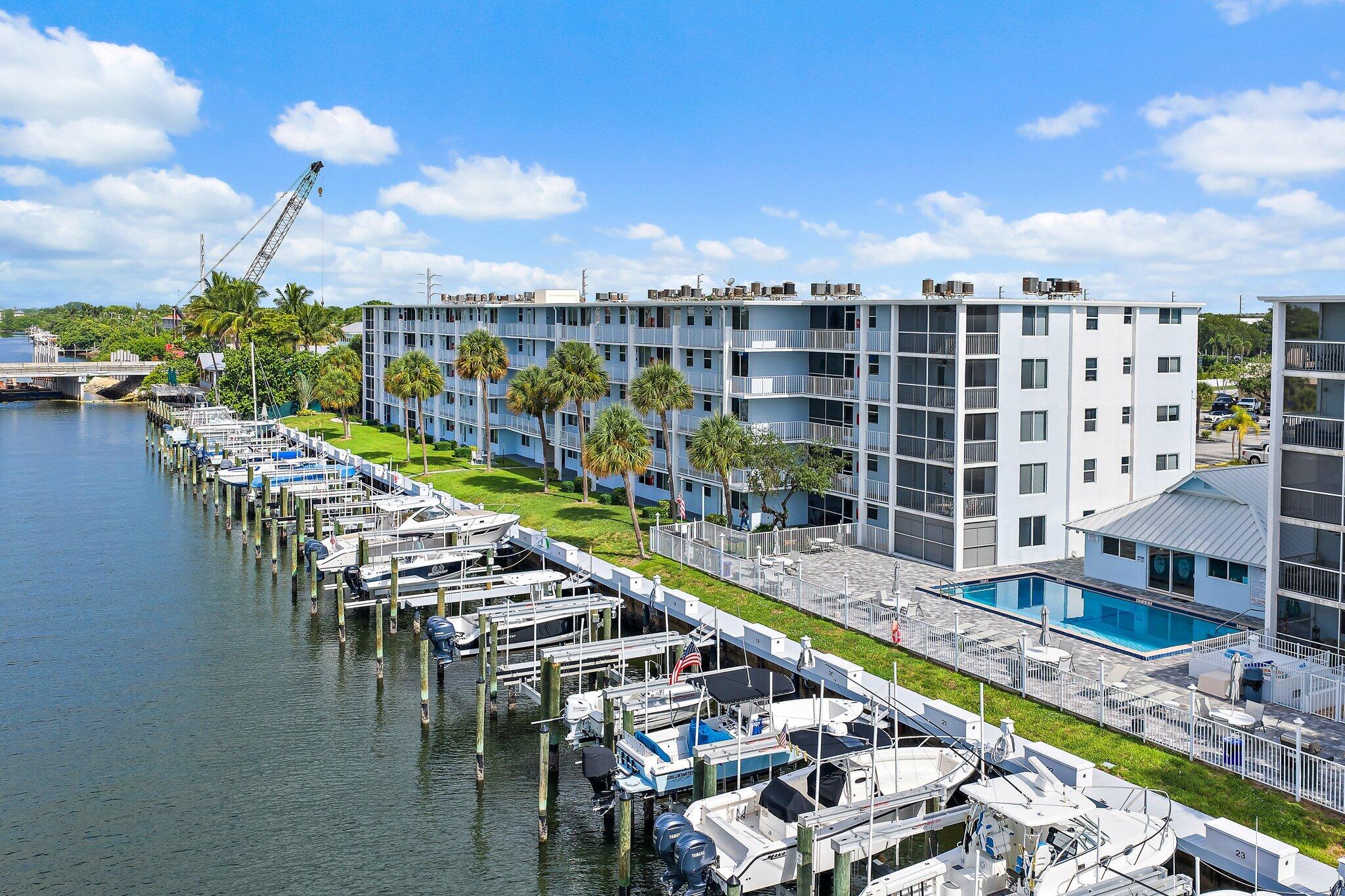 108 Paradise Harbour Boulevard 314