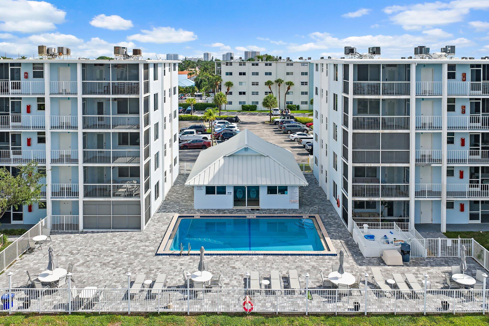 108 Paradise Harbour Boulevard 314