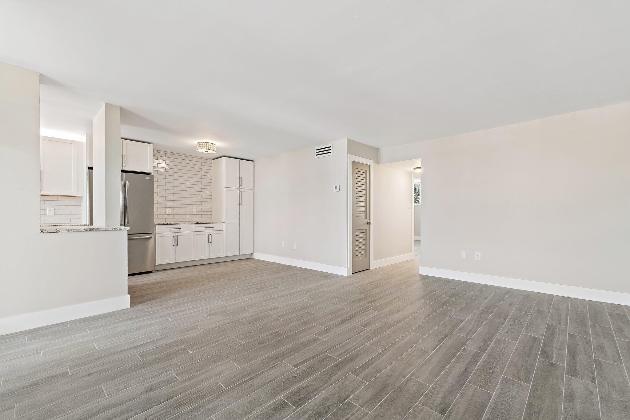 108 Paradise Harbour Boulevard 314