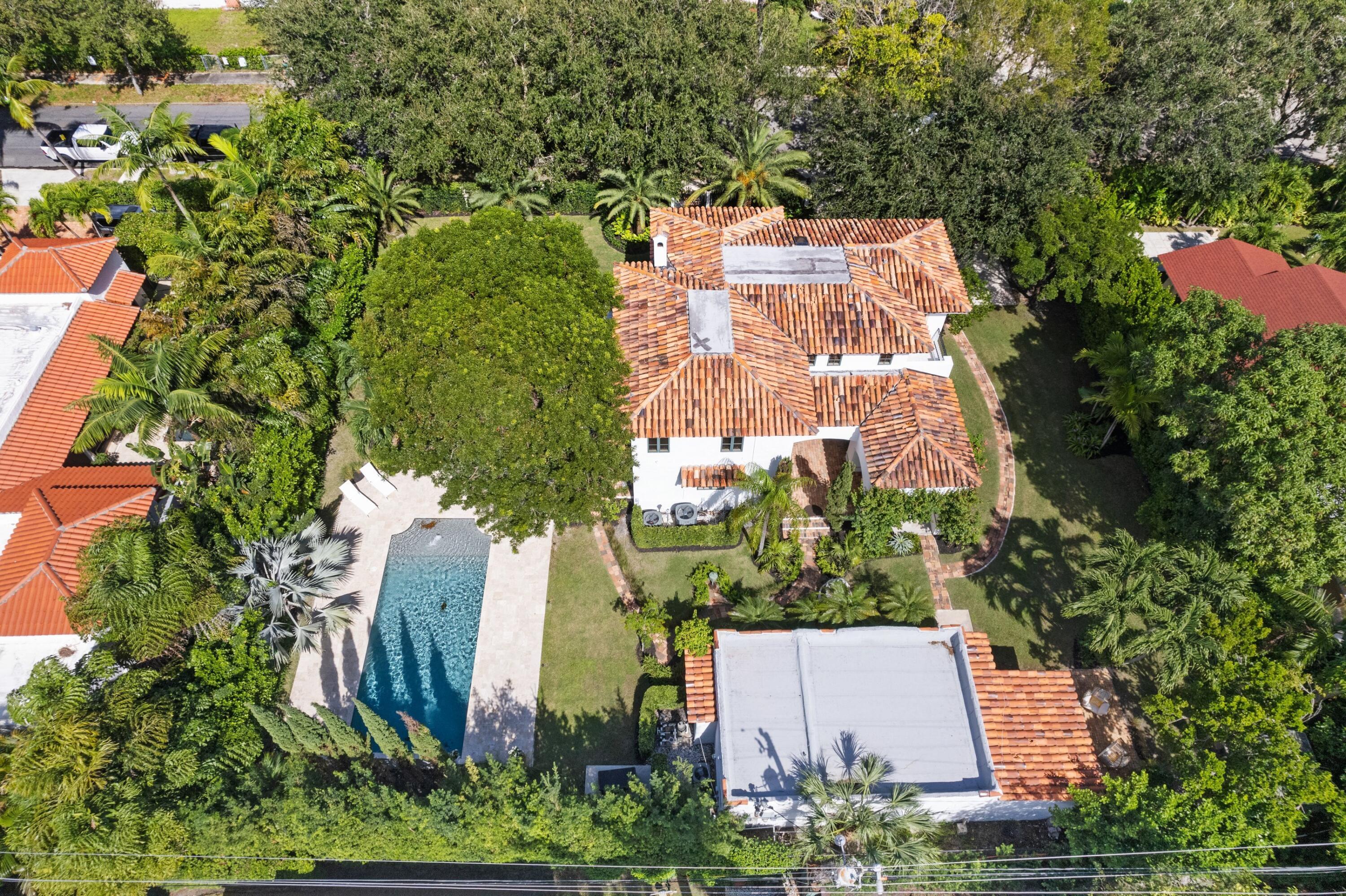 308 BARCELONA Road