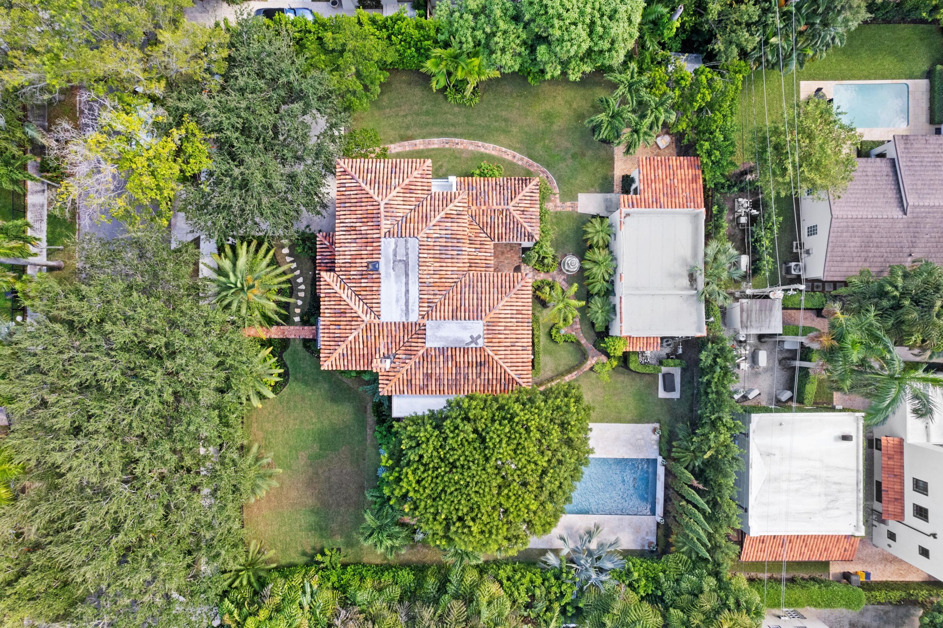 308 BARCELONA Road