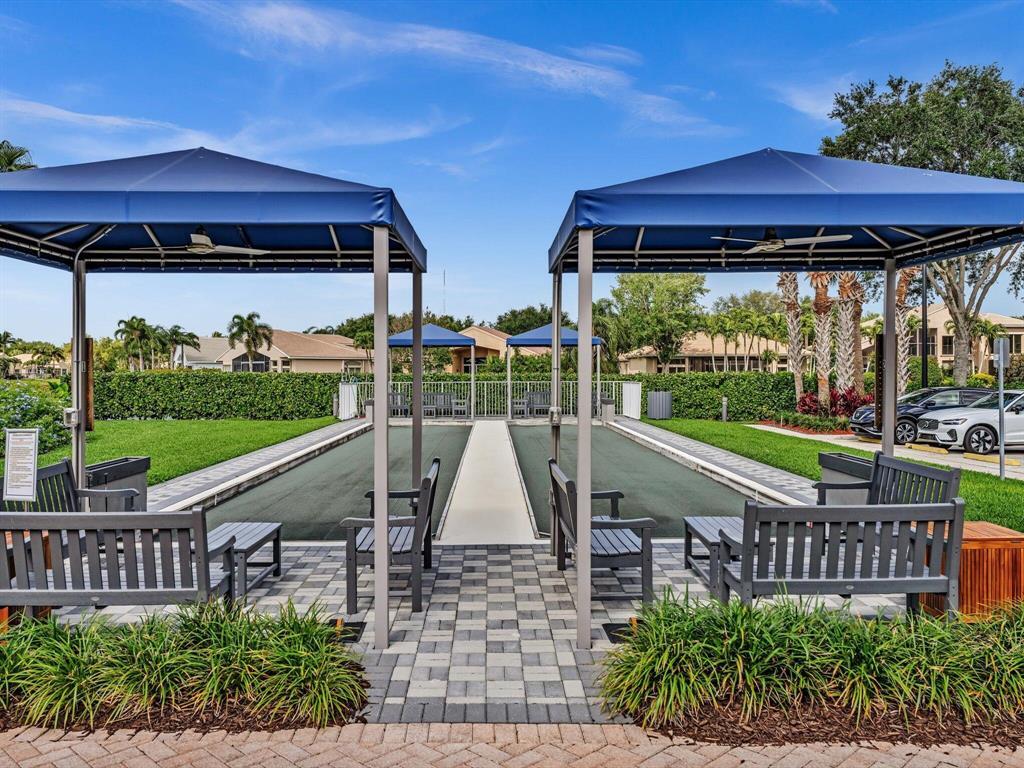 10888 Deer Park Lane