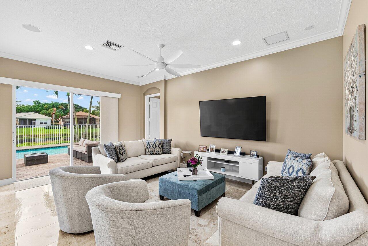10888 Deer Park Lane