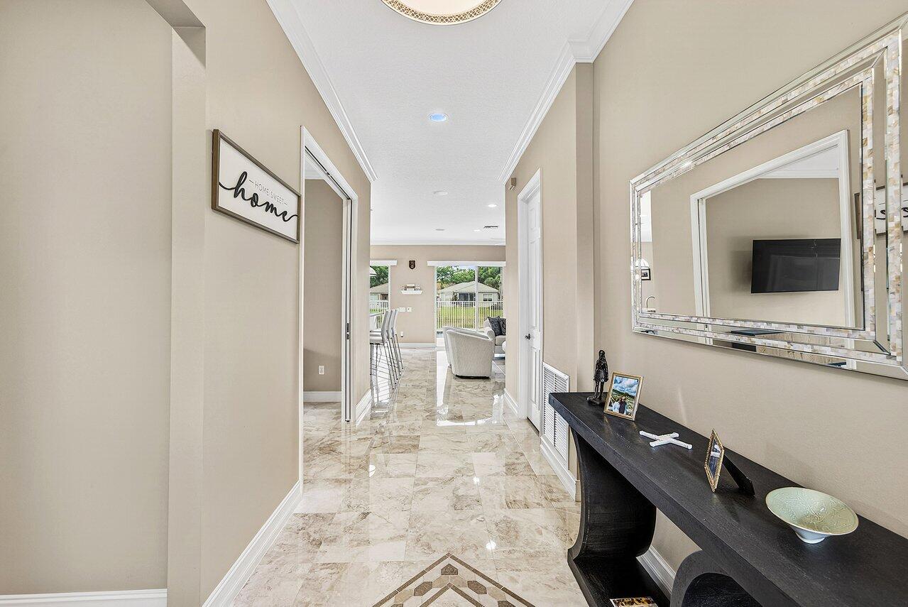 10888 Deer Park Lane