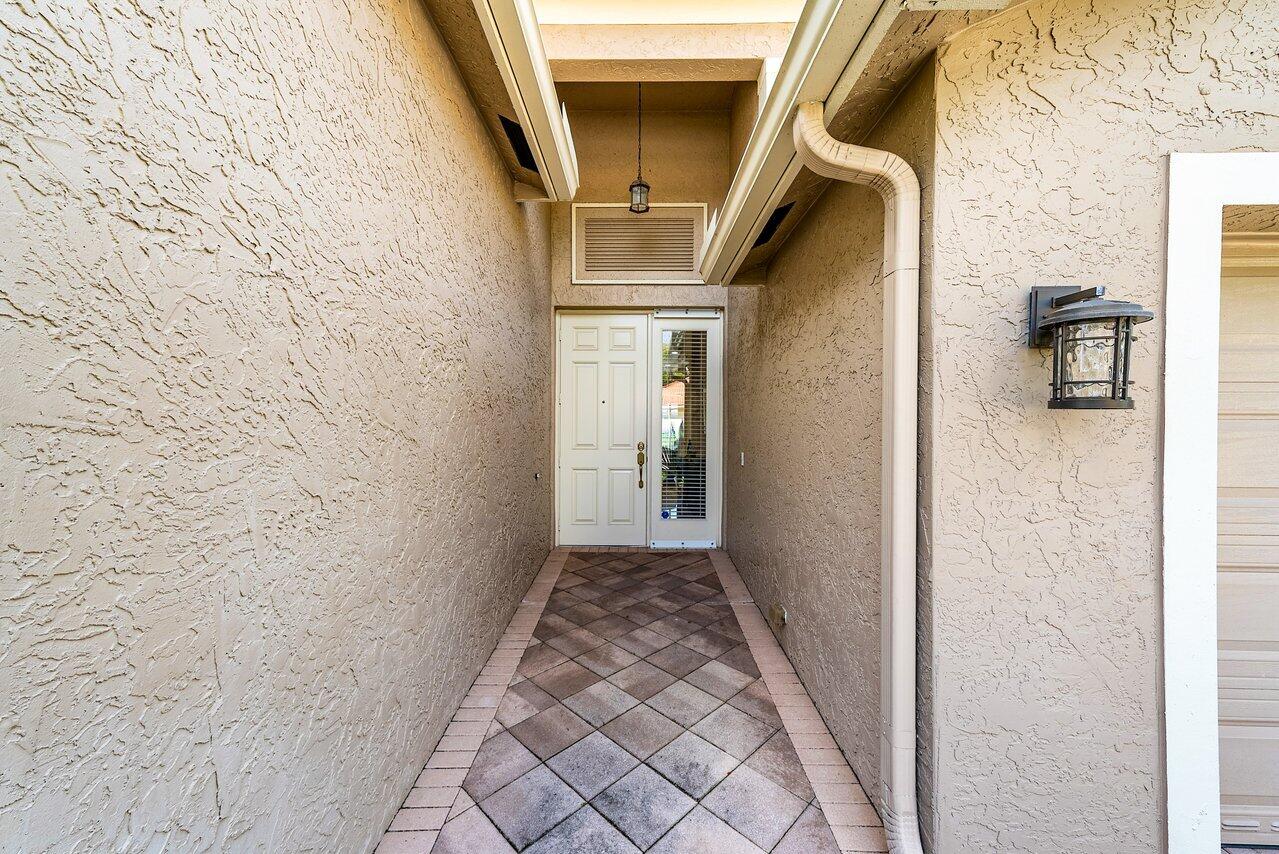10888 Deer Park Lane