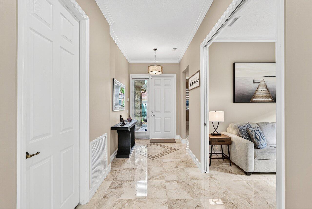 10888 Deer Park Lane