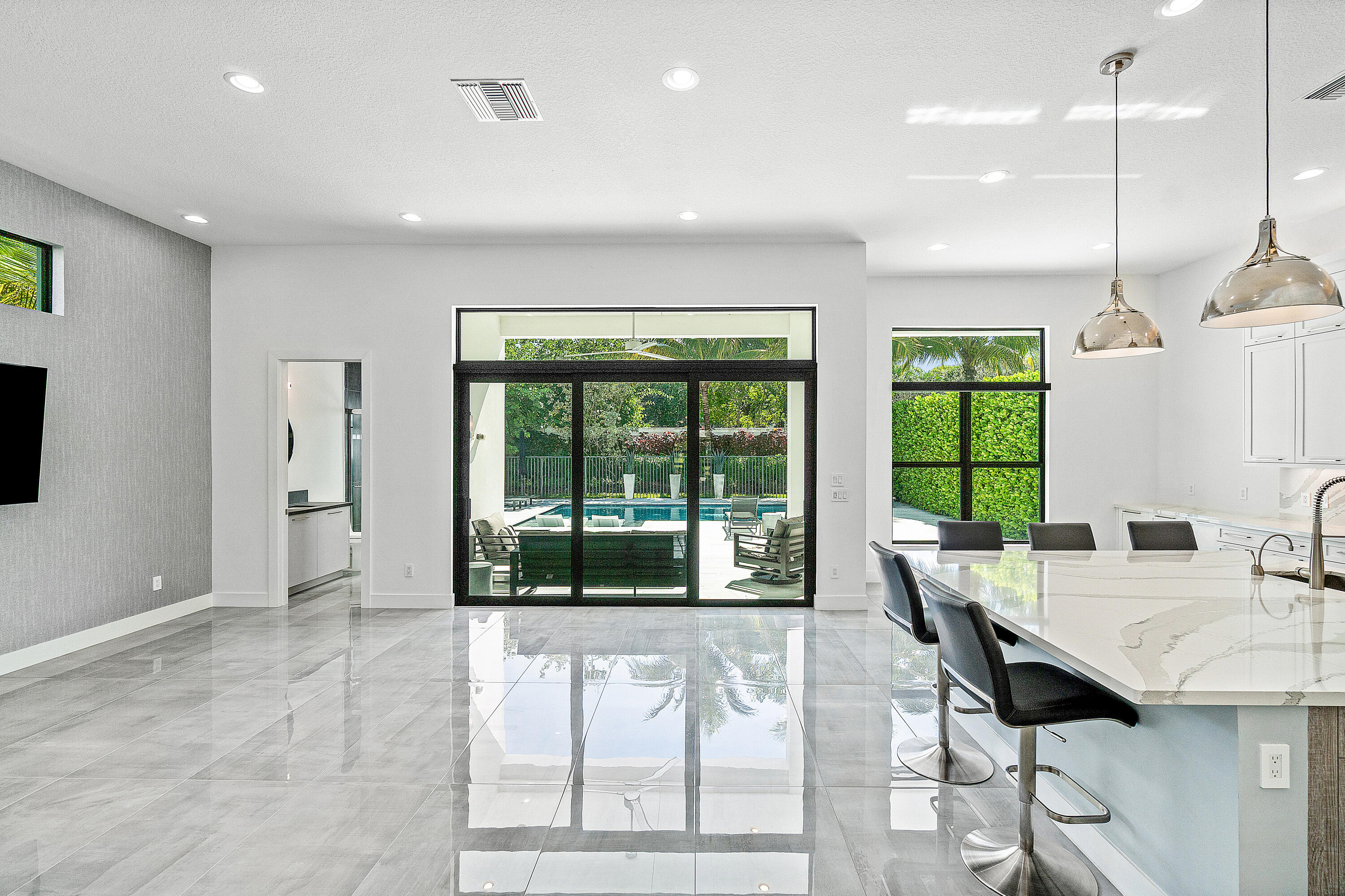 9006 Dulcetto Court