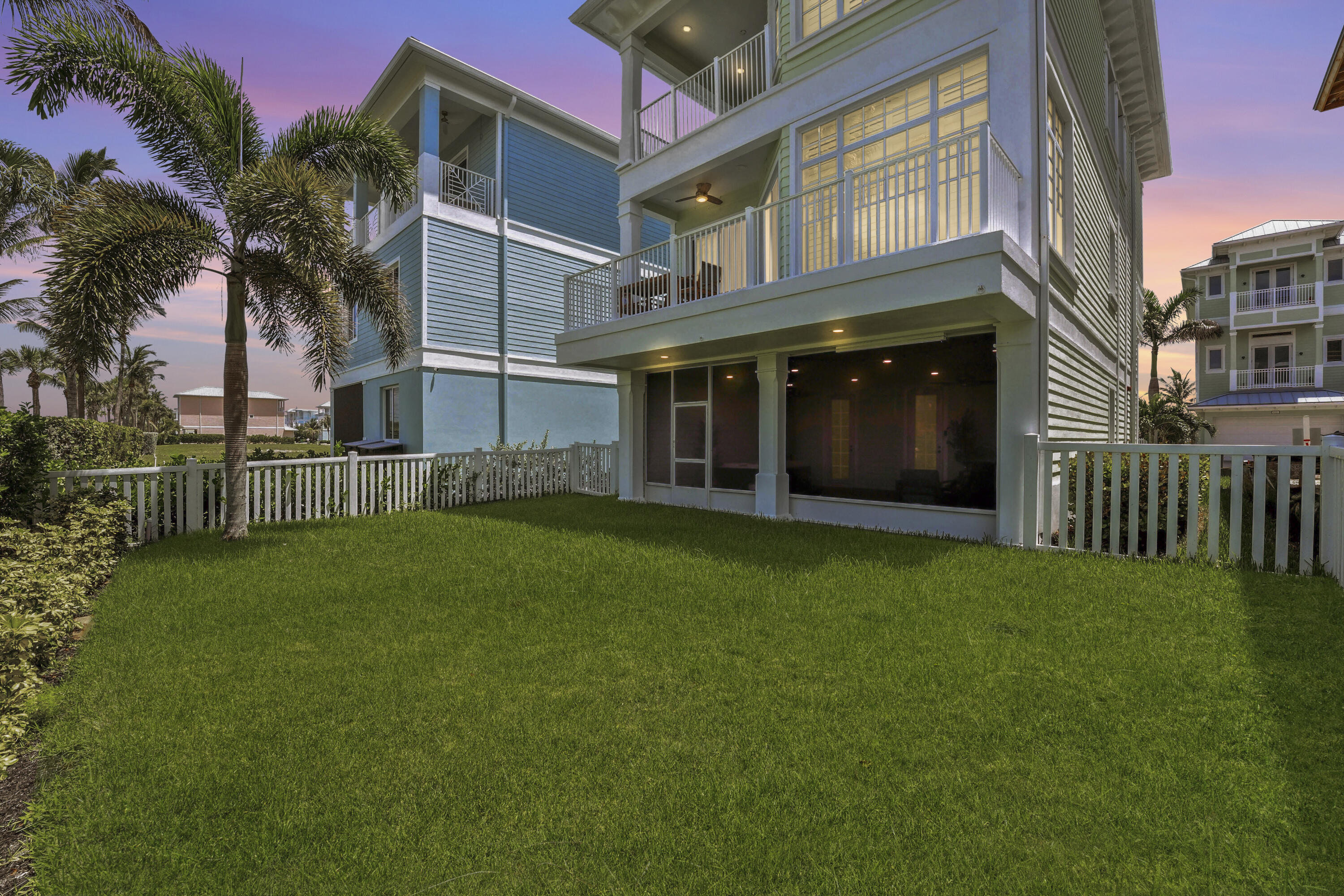 4917 WATERSONG Way