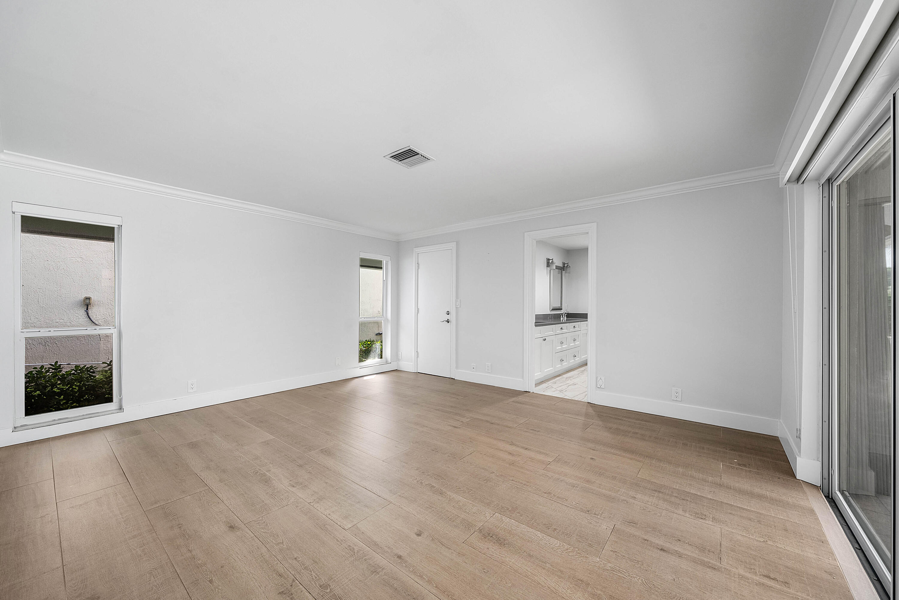 5854 Pinebrook Drive
