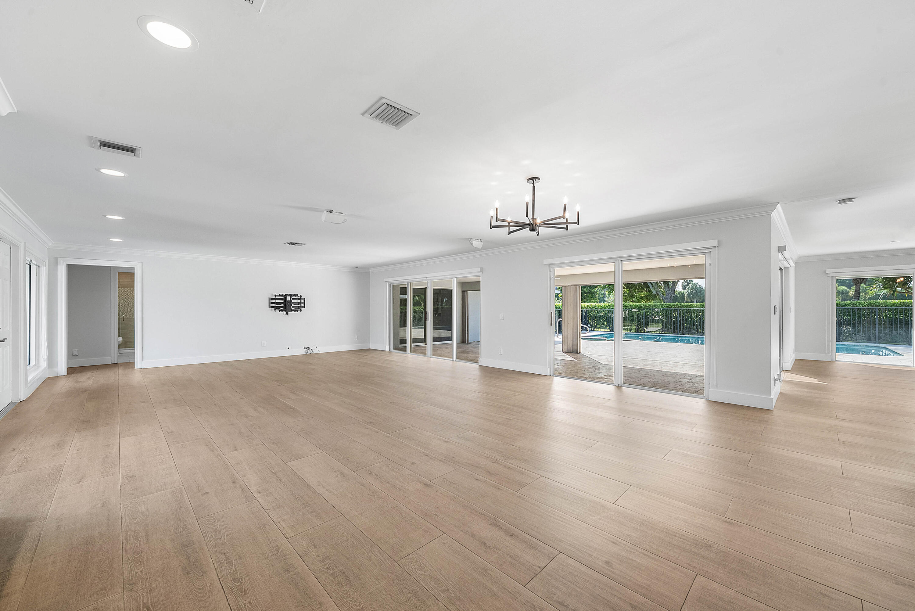 5854 Pinebrook Drive