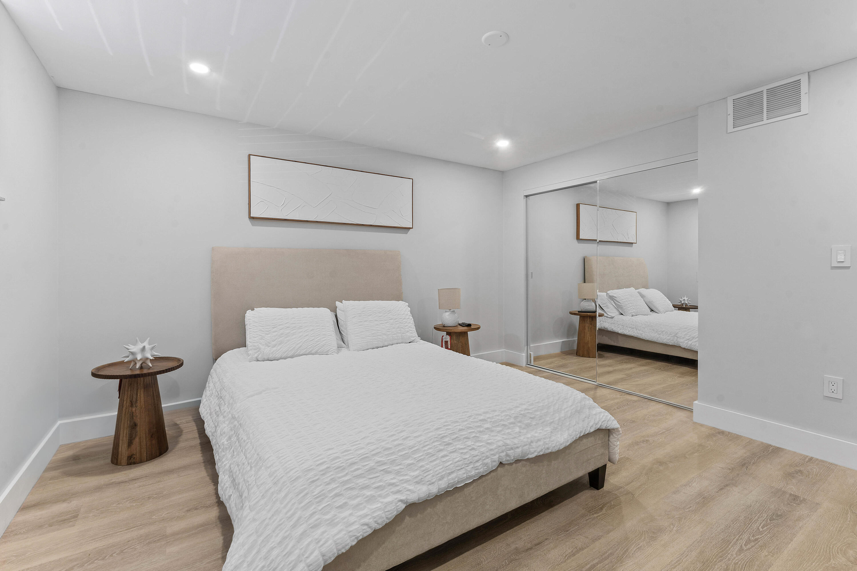 108 Paradise Harbour Boulevard 107