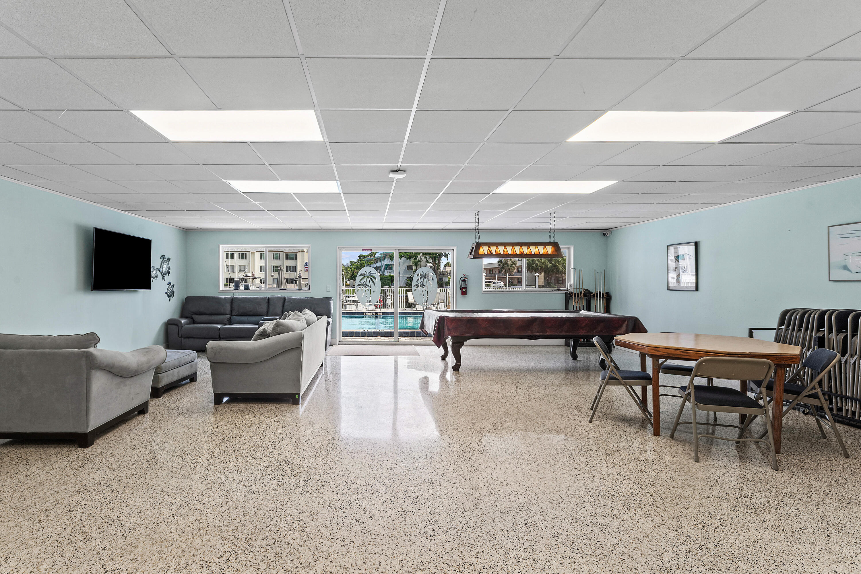108 Paradise Harbour Boulevard 107