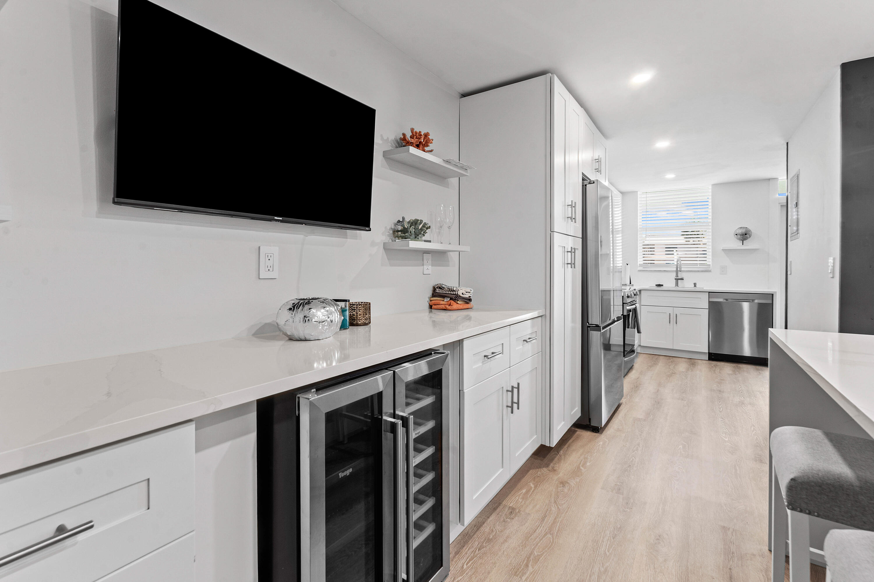 108 Paradise Harbour Boulevard 107