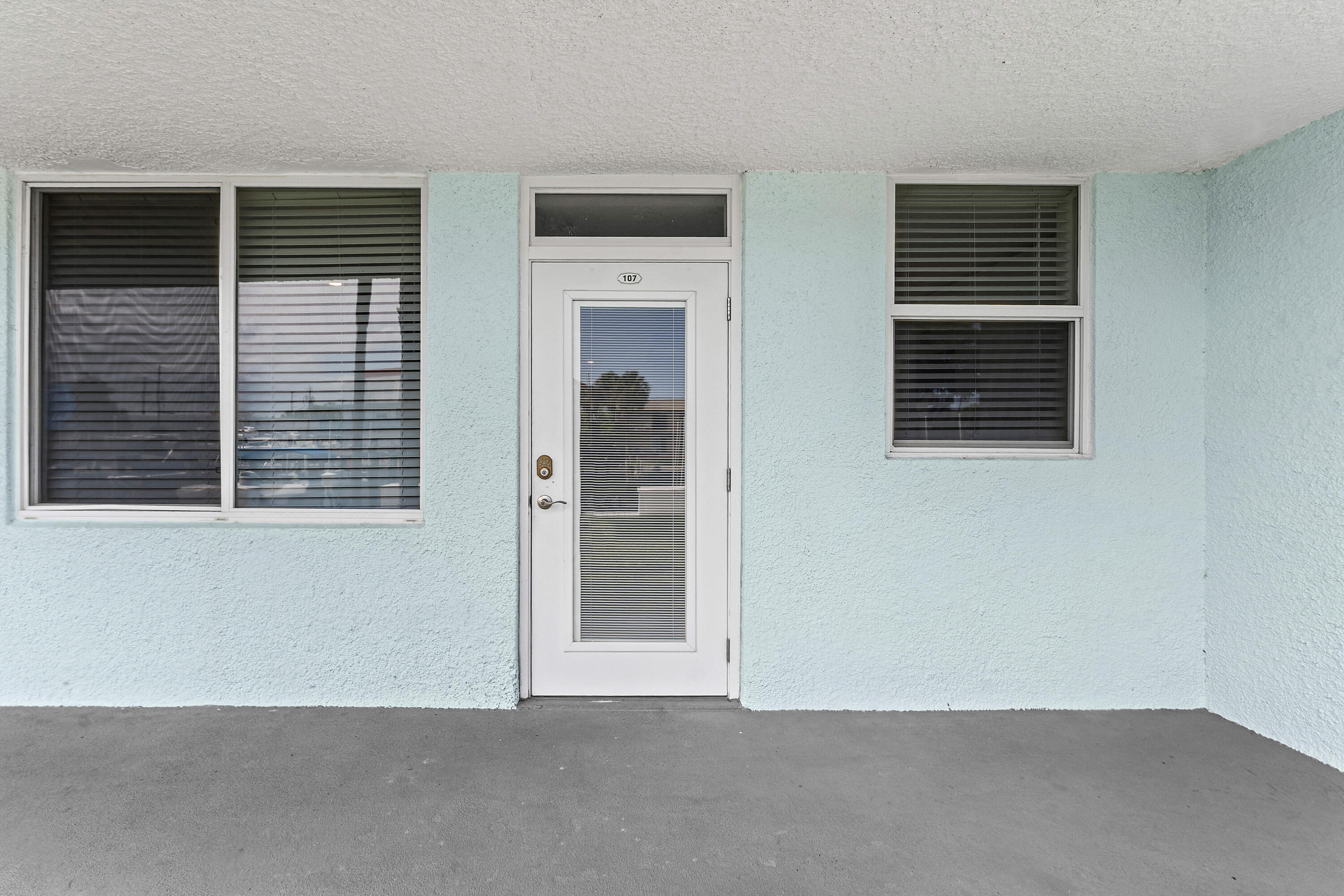 108 Paradise Harbour Boulevard 107
