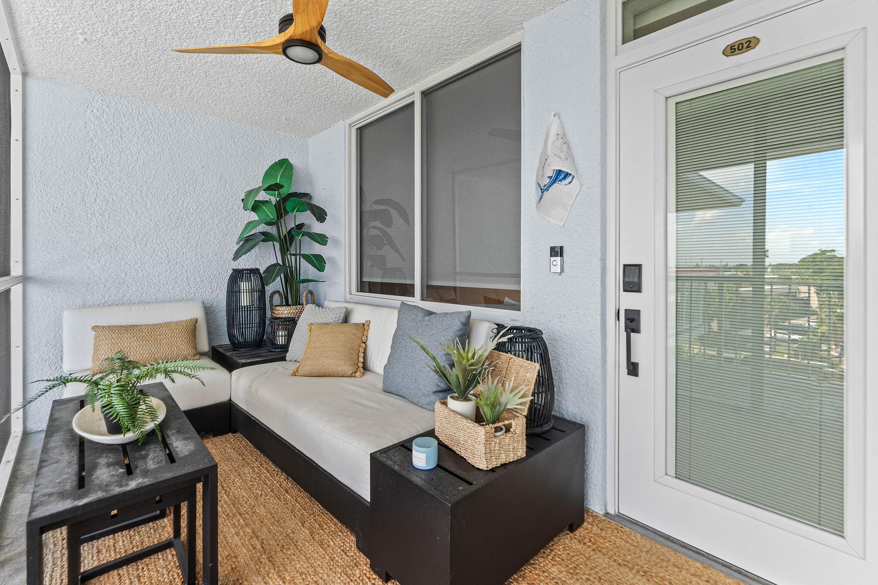 108 Paradise Harbour Boulevard 502