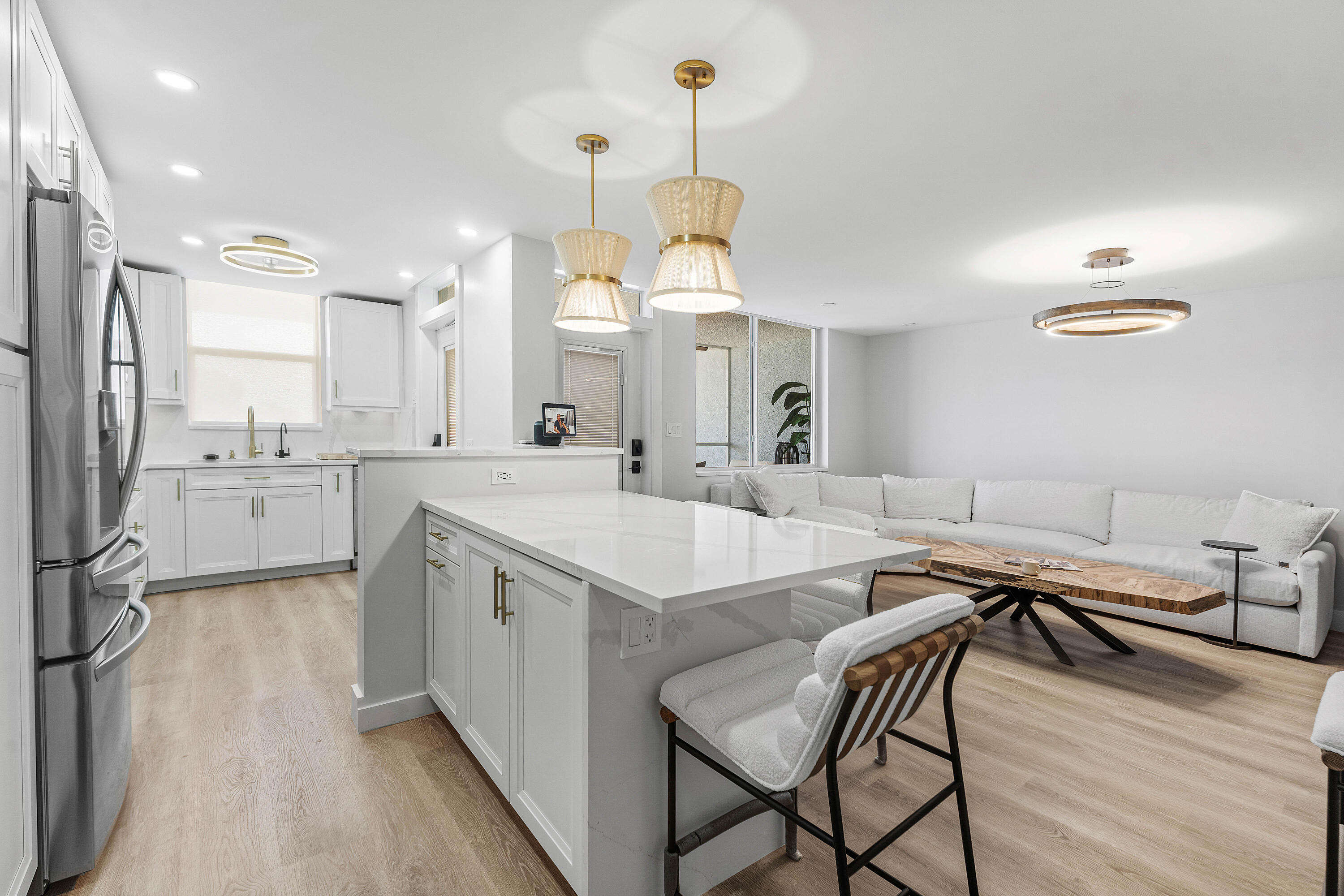 108 Paradise Harbour Boulevard 502
