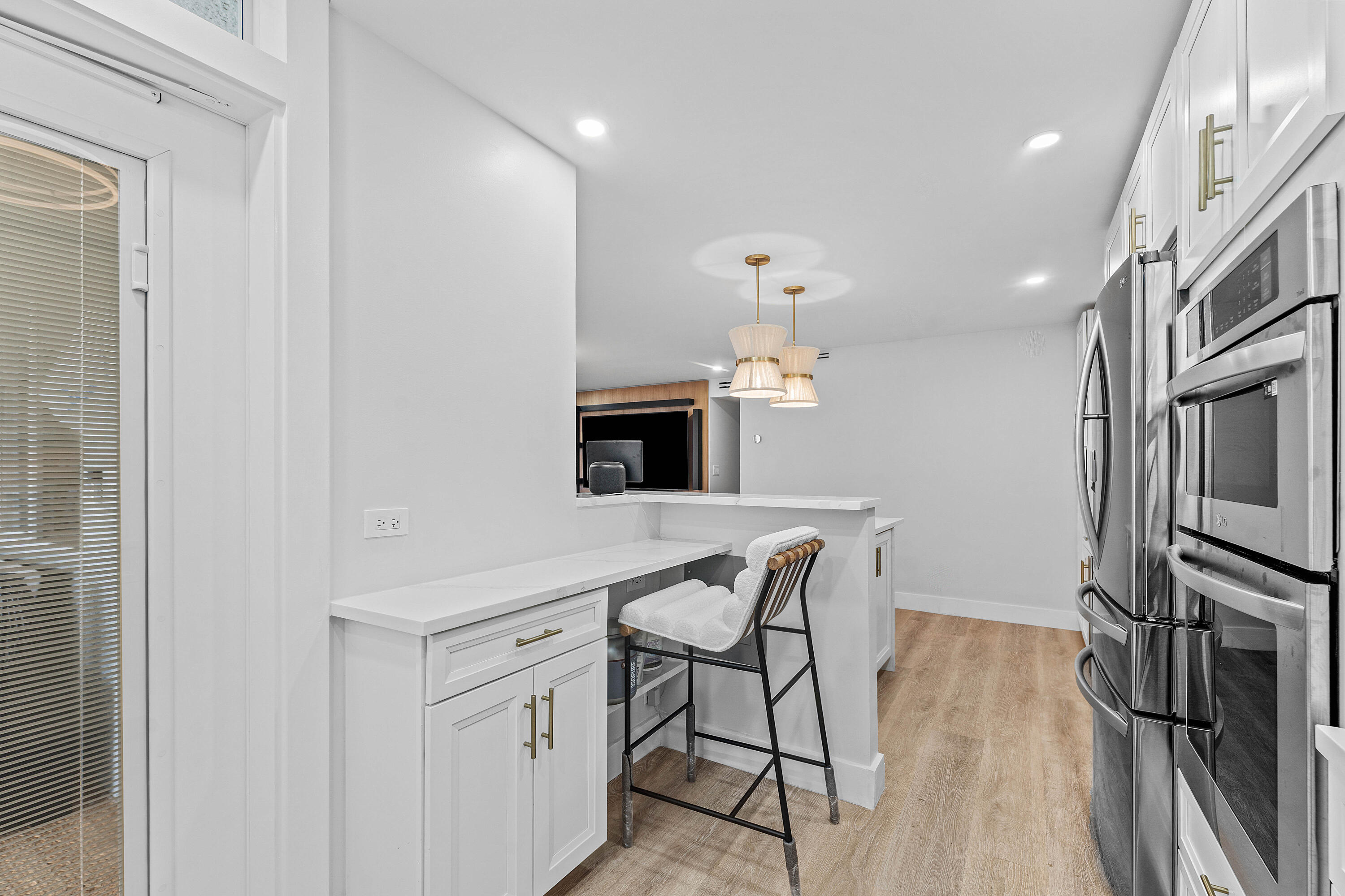108 Paradise Harbour Boulevard 502