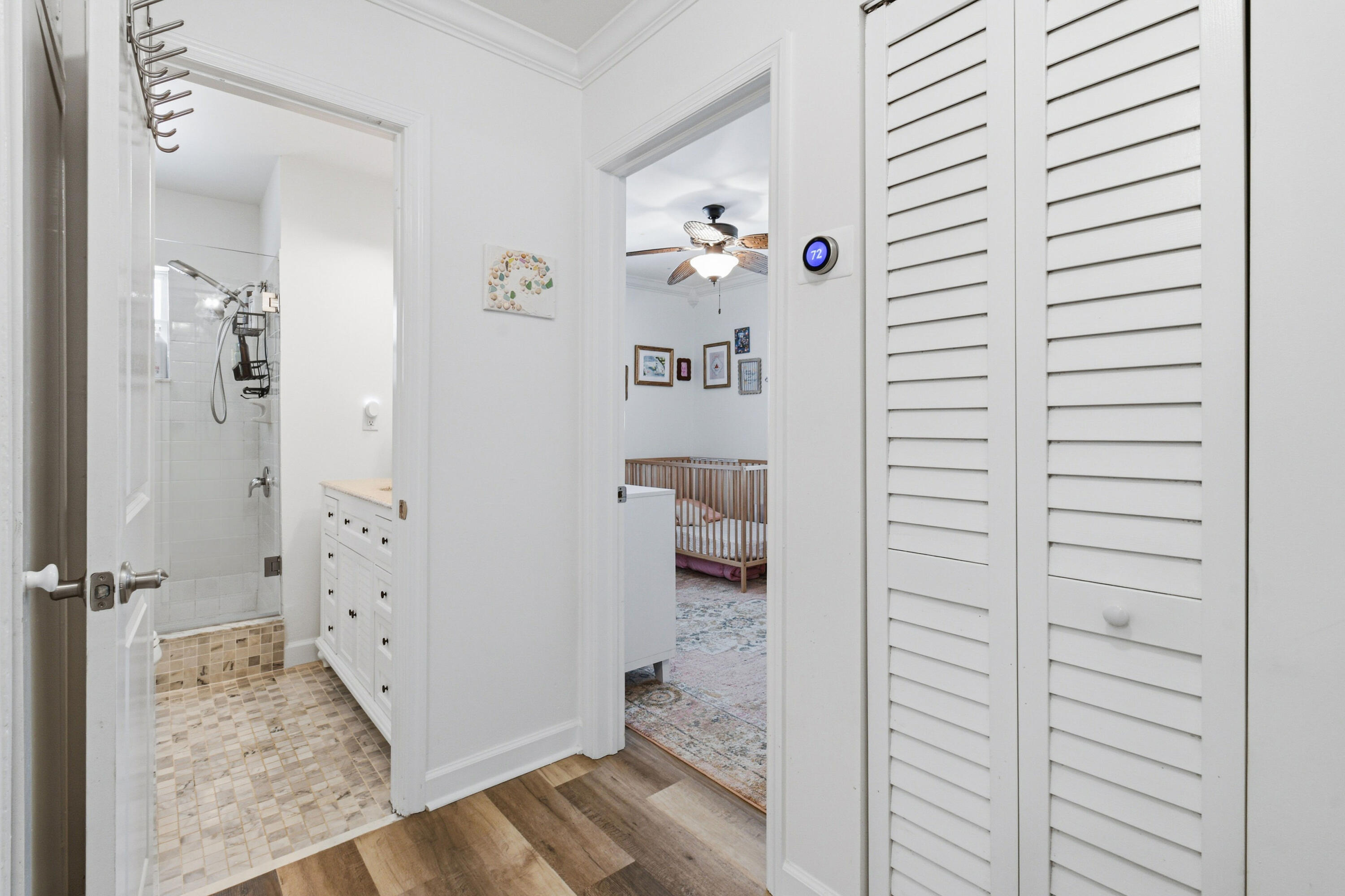 2427 COUNTRY OAKS Lane