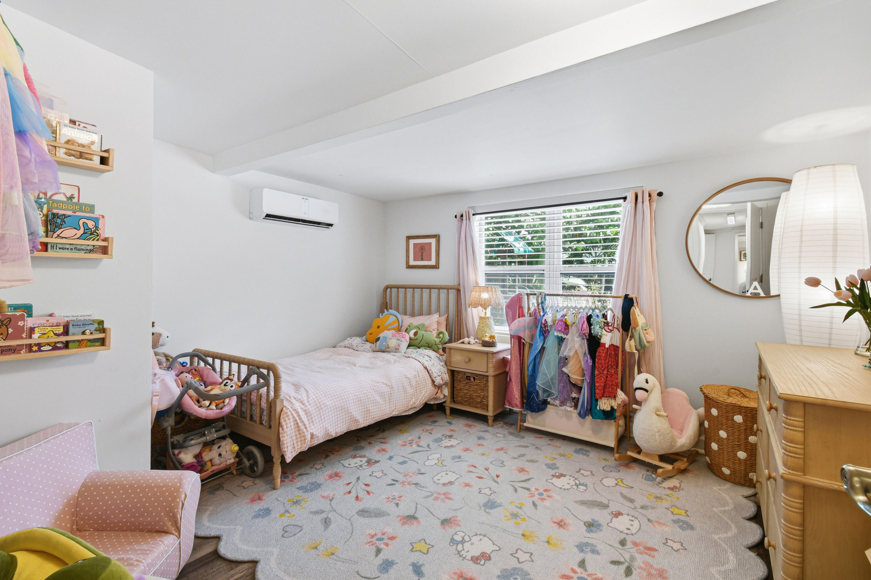2427 COUNTRY OAKS Lane