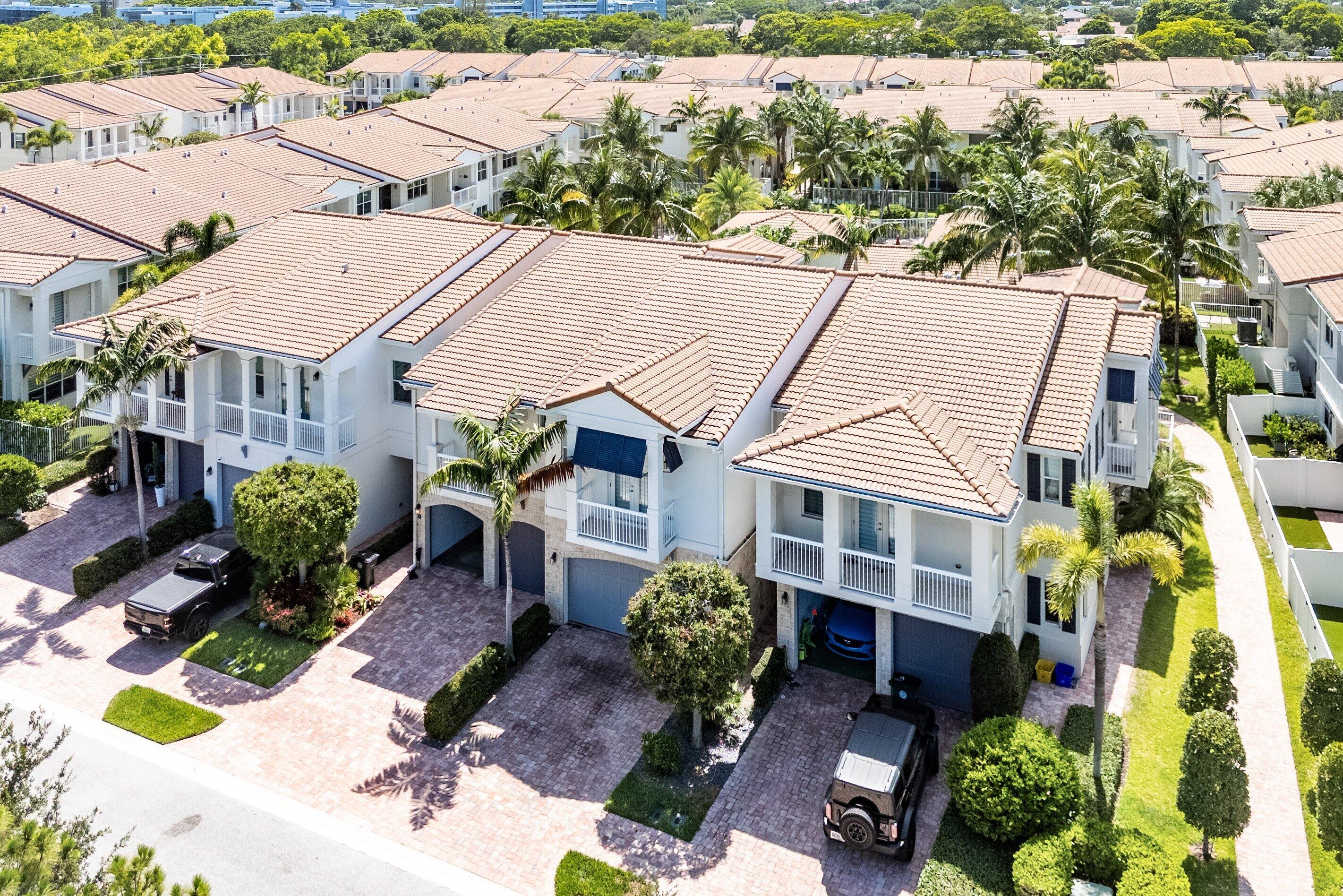 100 NW 69th Circle 52