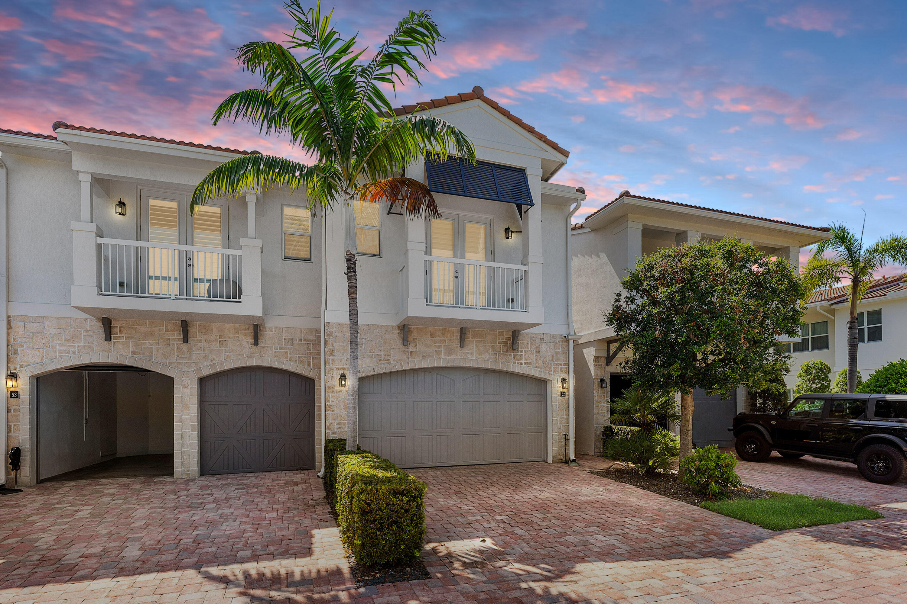 100 NW 69th Circle 52