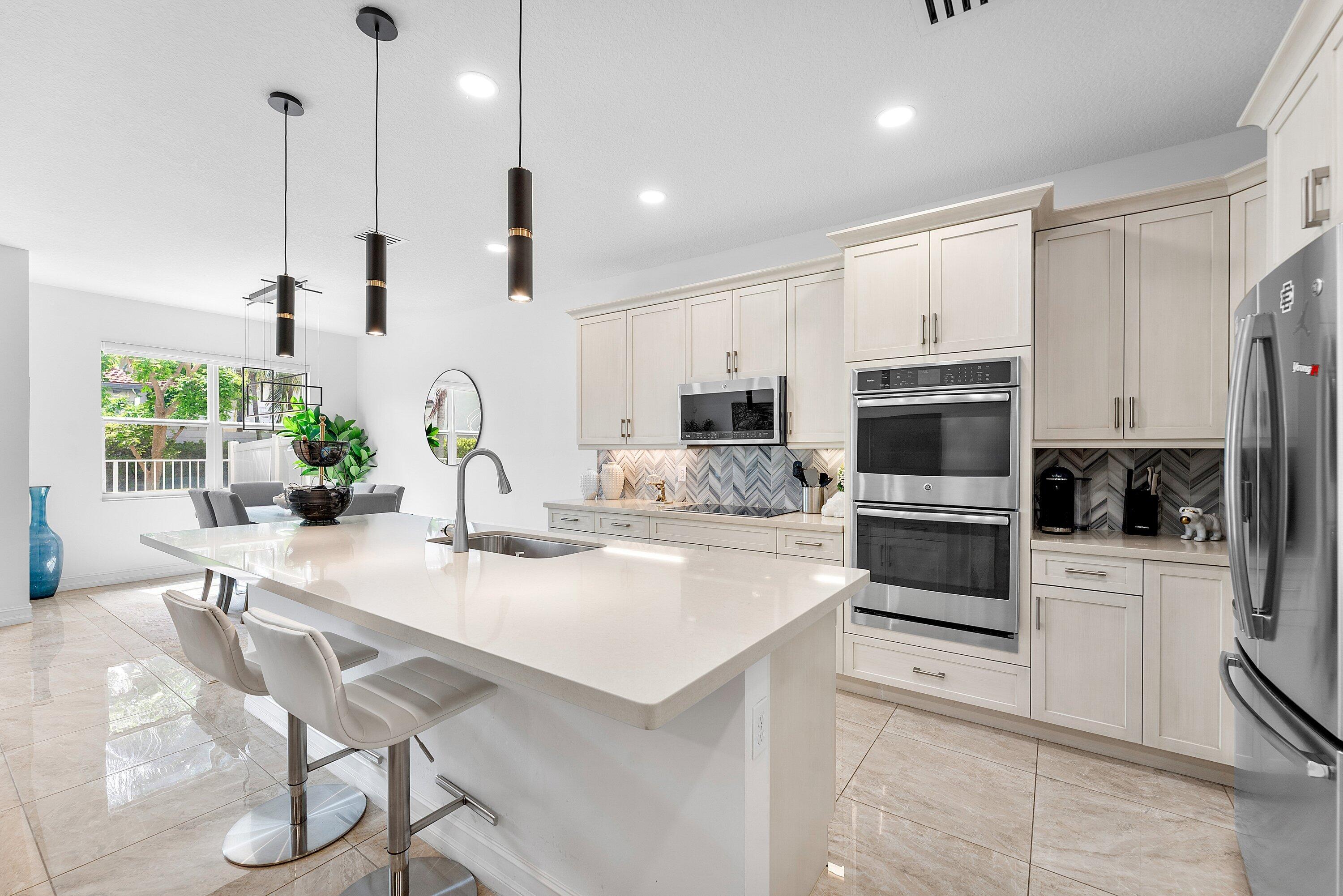 100 NW 69th Circle 52