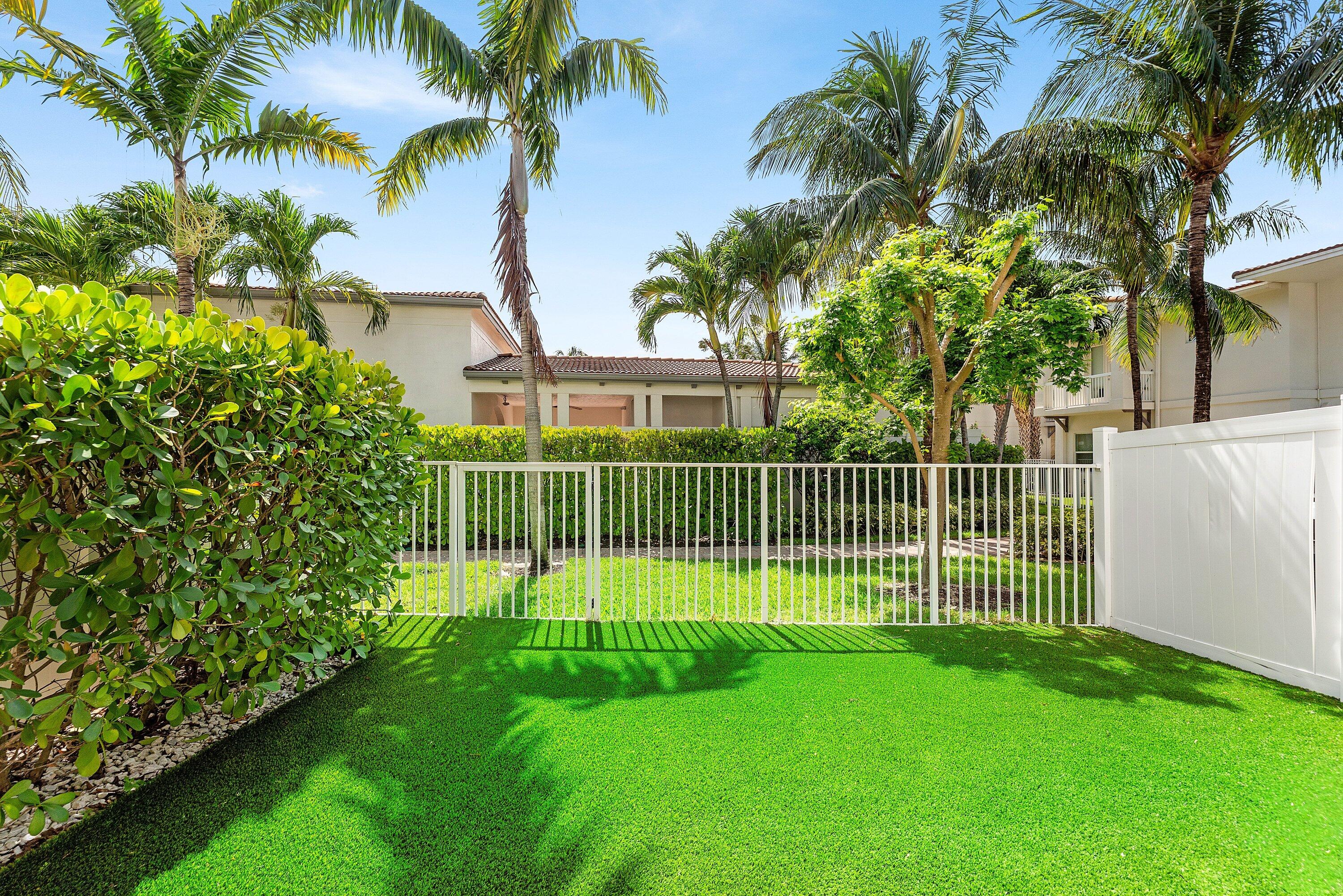 100 NW 69th Circle 52