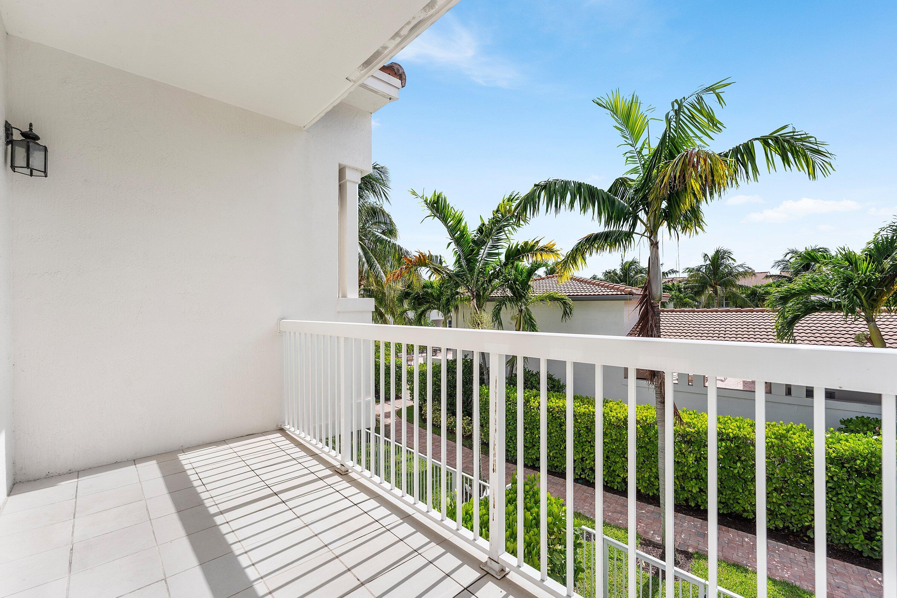 100 NW 69th Circle 52