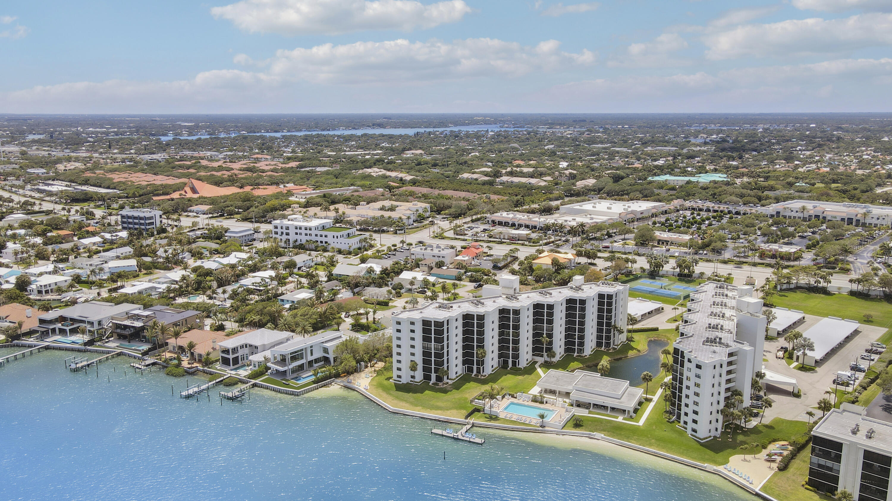 19800 SANDPOINTE BAY Drive 708