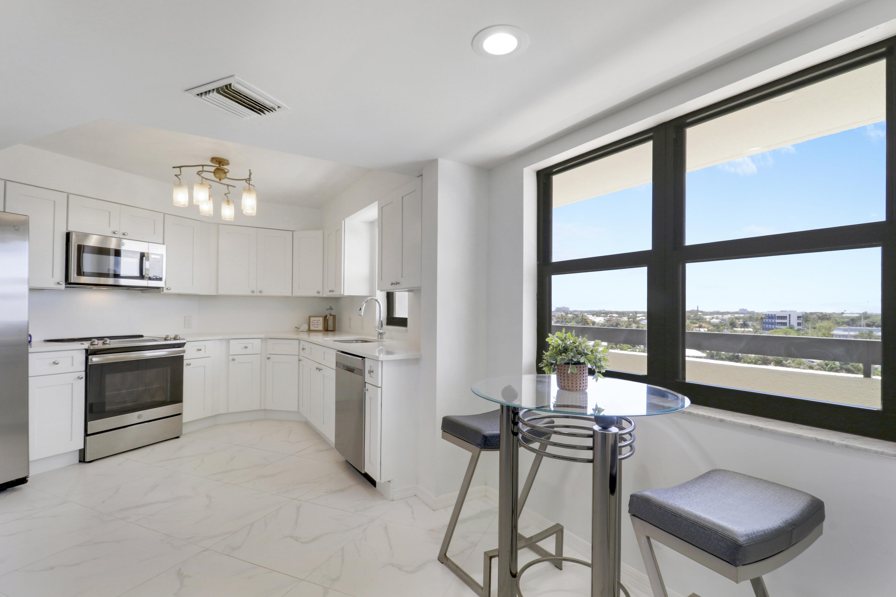 19800 SANDPOINTE BAY Drive 708